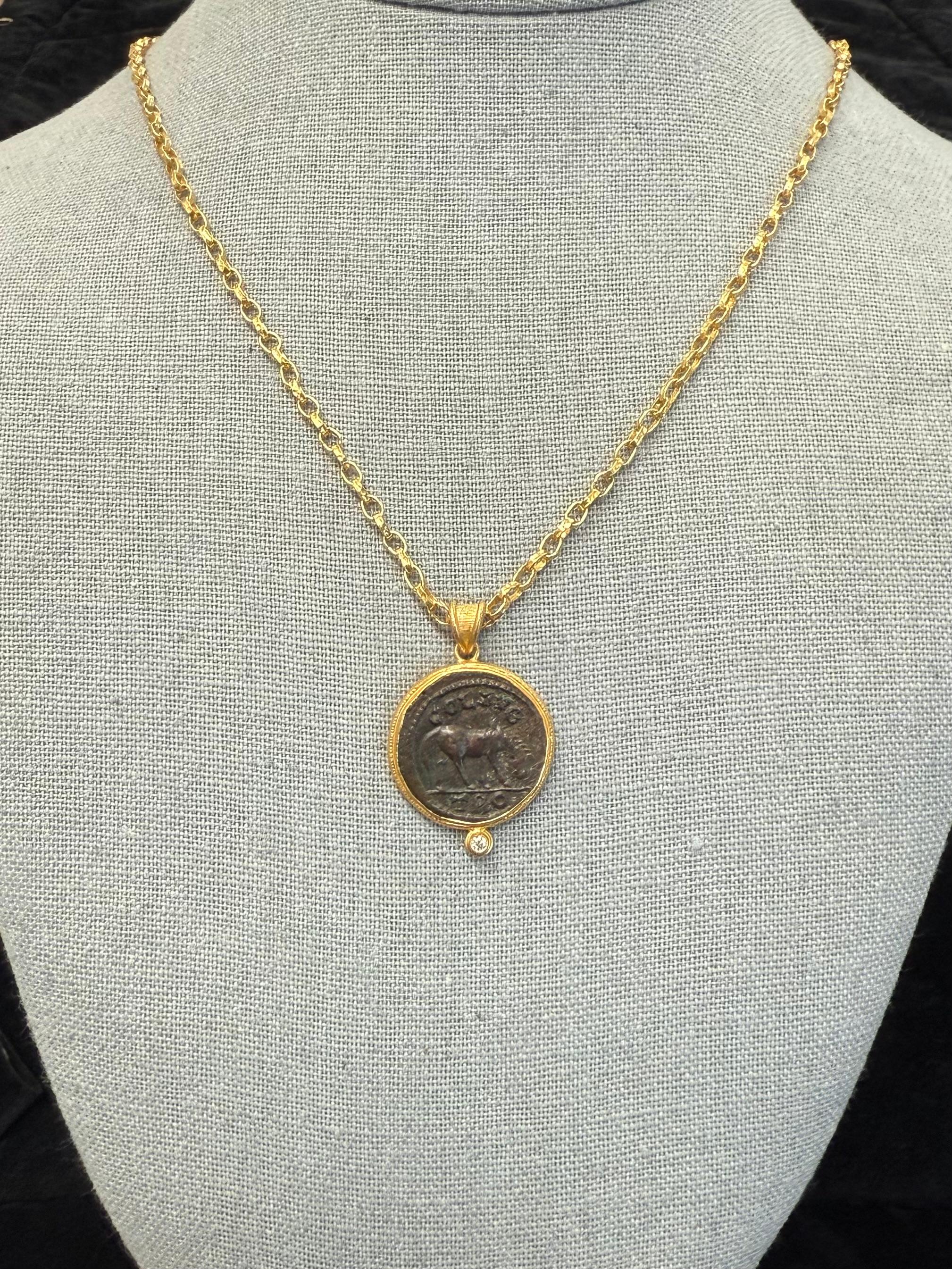 Pendentif en or 18K avec diamant et pièce de monnaie grecque ancienne du IIIe siècle en forme de cheval Unisexe en vente
