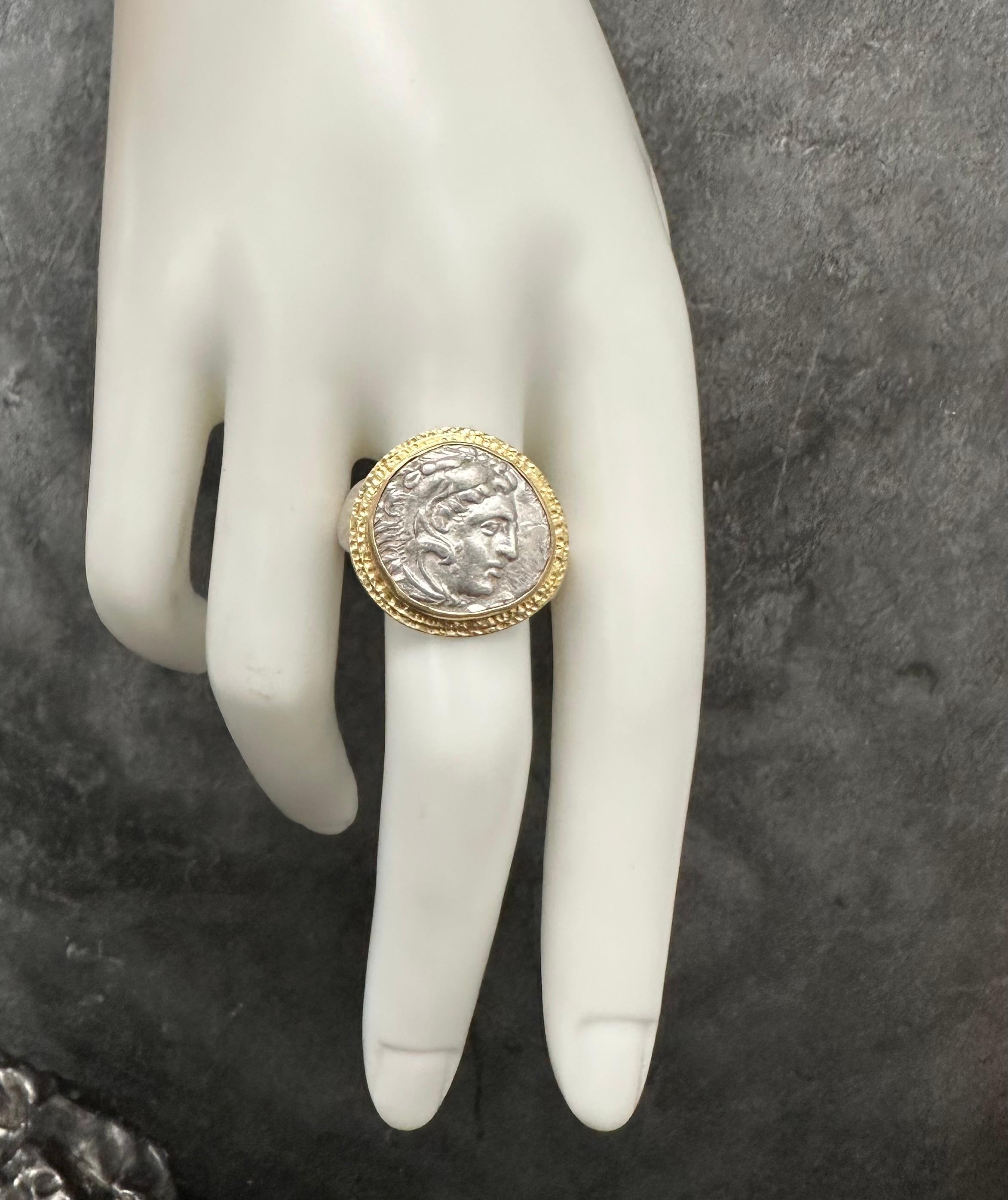 Bague pour homme en argent et en or 18 carats de la Grèce antique du 4e siècle avant J.-C. Alexander the Great Coin en vente 2