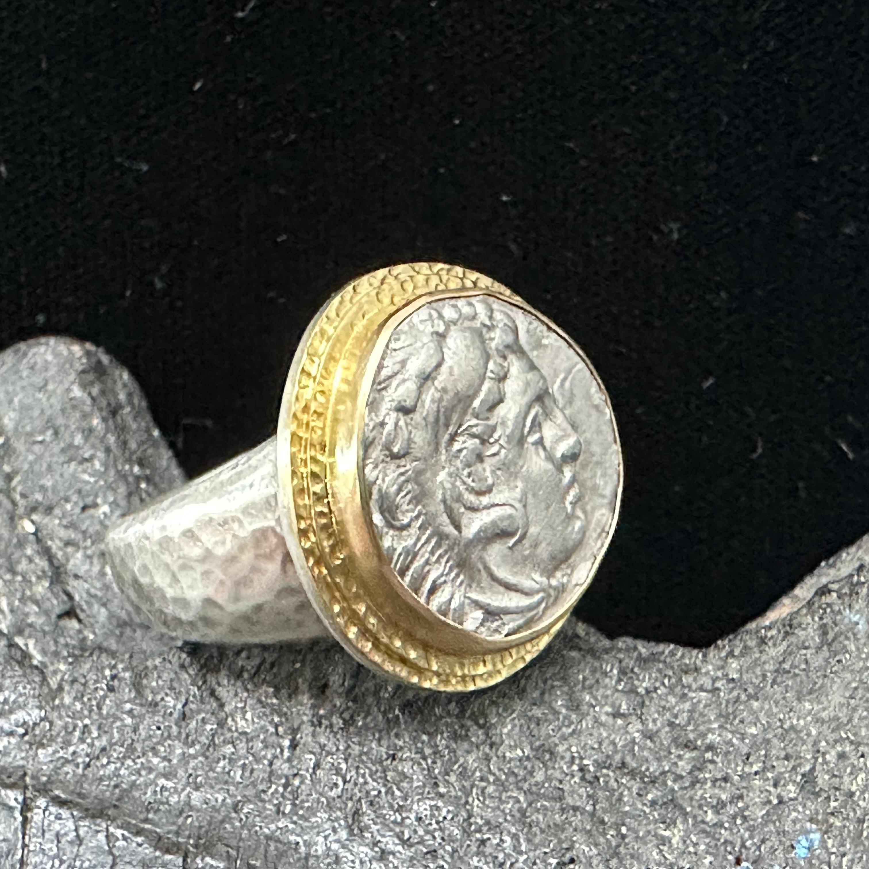 Ancient Greek 4th Century BC Alexander the Great Coin Silver 18K Gold Mens Ring For Sale 2