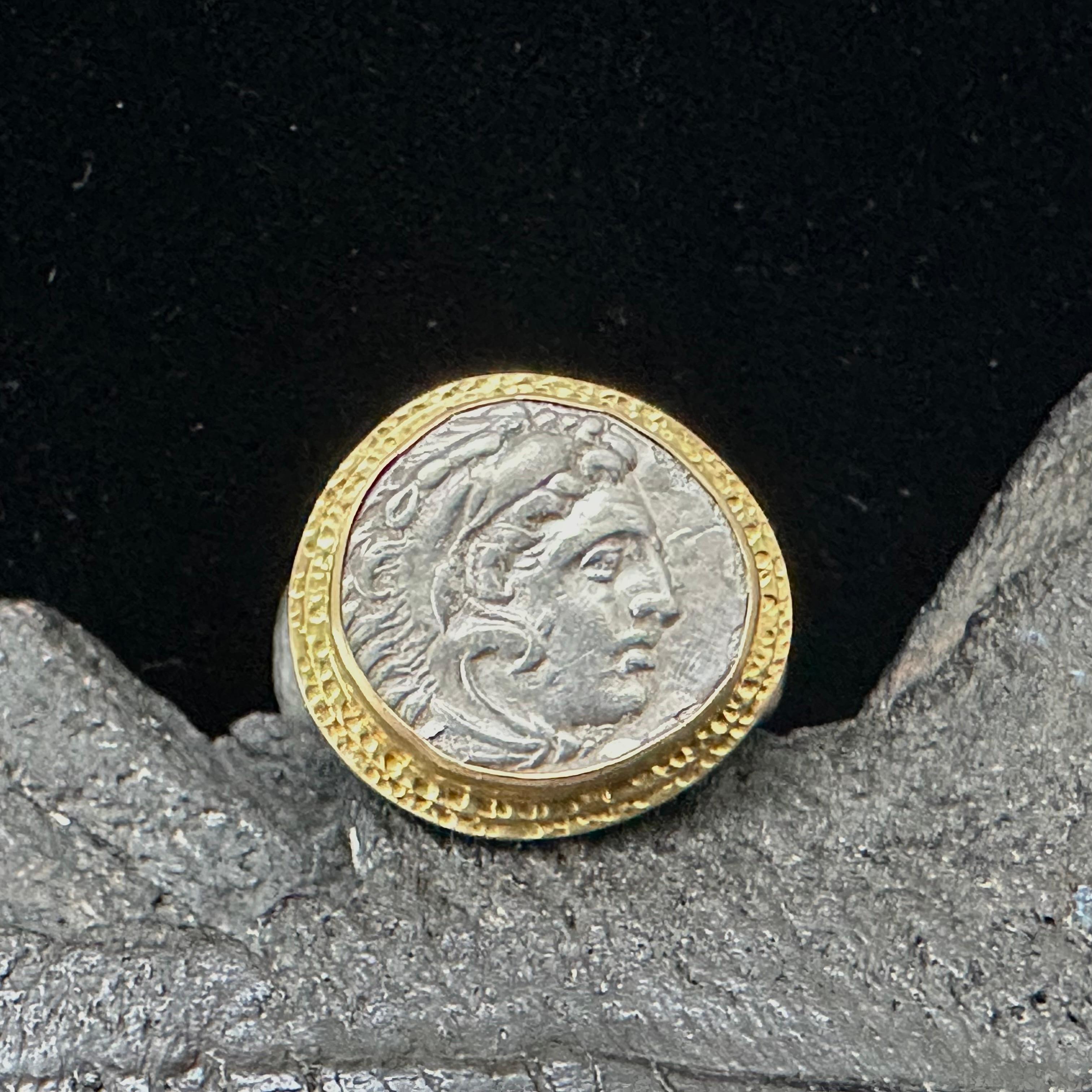 Ancient Greek 4th Century BC Alexander the Great Coin Silver 18K Gold Mens Ring For Sale 3