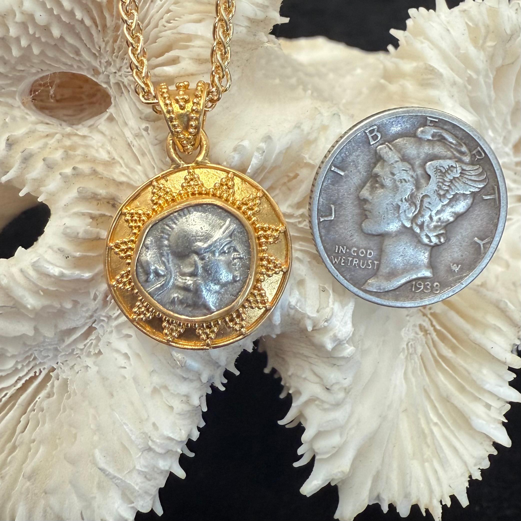 Pendentif en or 22K avec pièce de monnaie Athéna de l'Antiquité grecque du 4e siècle avant J.-C. Neuf - En vente à Soquel, CA