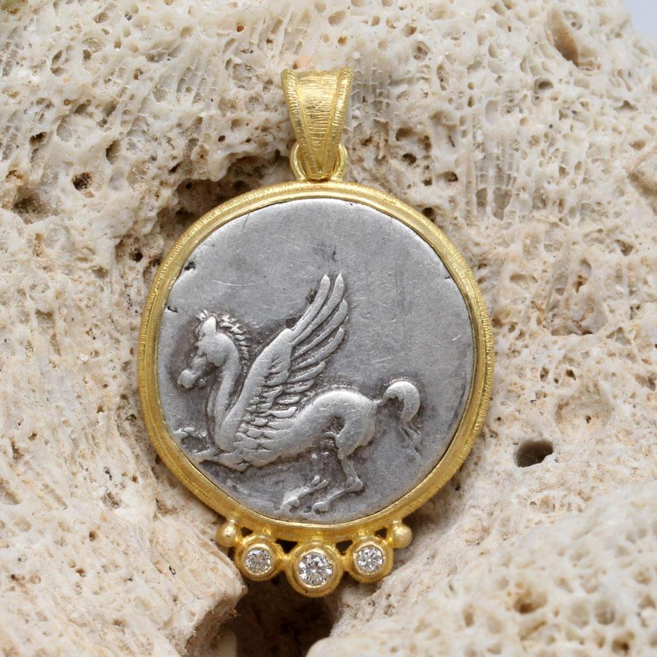 Ancient Greek 4th Century Bc Corinth Pegasus Coin Diamonds 18k Gold Pendant For Sale 1