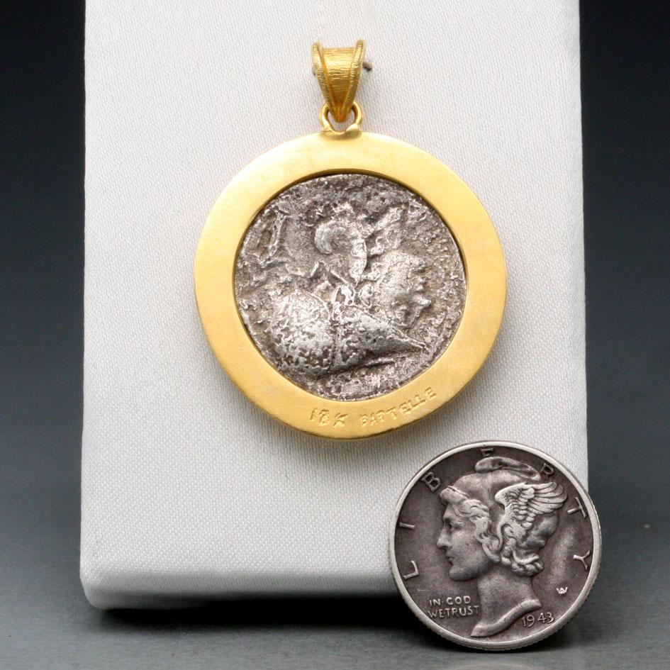 Ancient Greek 4th Century BC Corinth Pegasus Stater Diamond 18K Gold Pendant For Sale 1