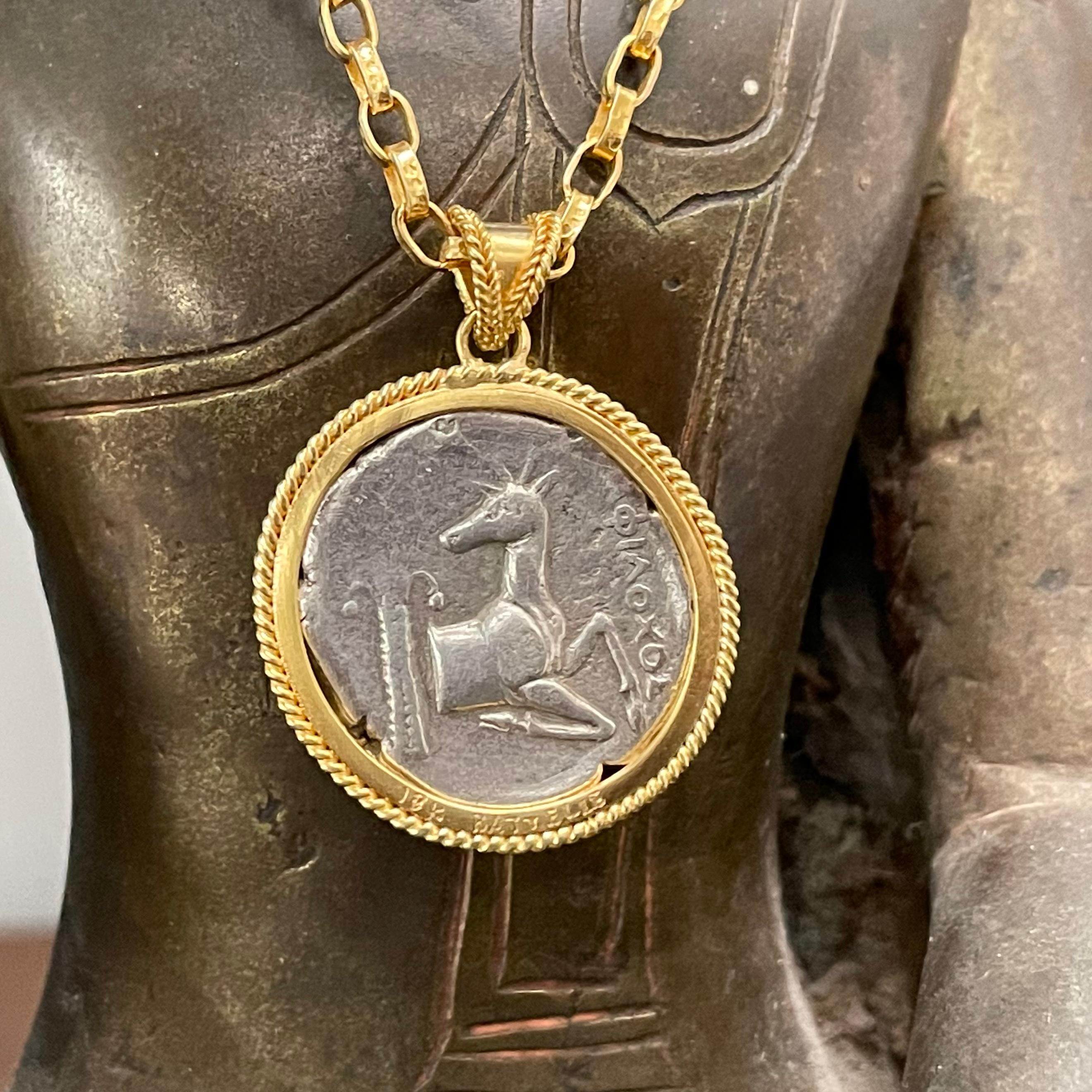 Pendentif en or 18 carats en forme d'abeille de l'ancienne Grèce du 4e siècle avant J.-C. à Éphèse  Neuf - En vente à Soquel, CA