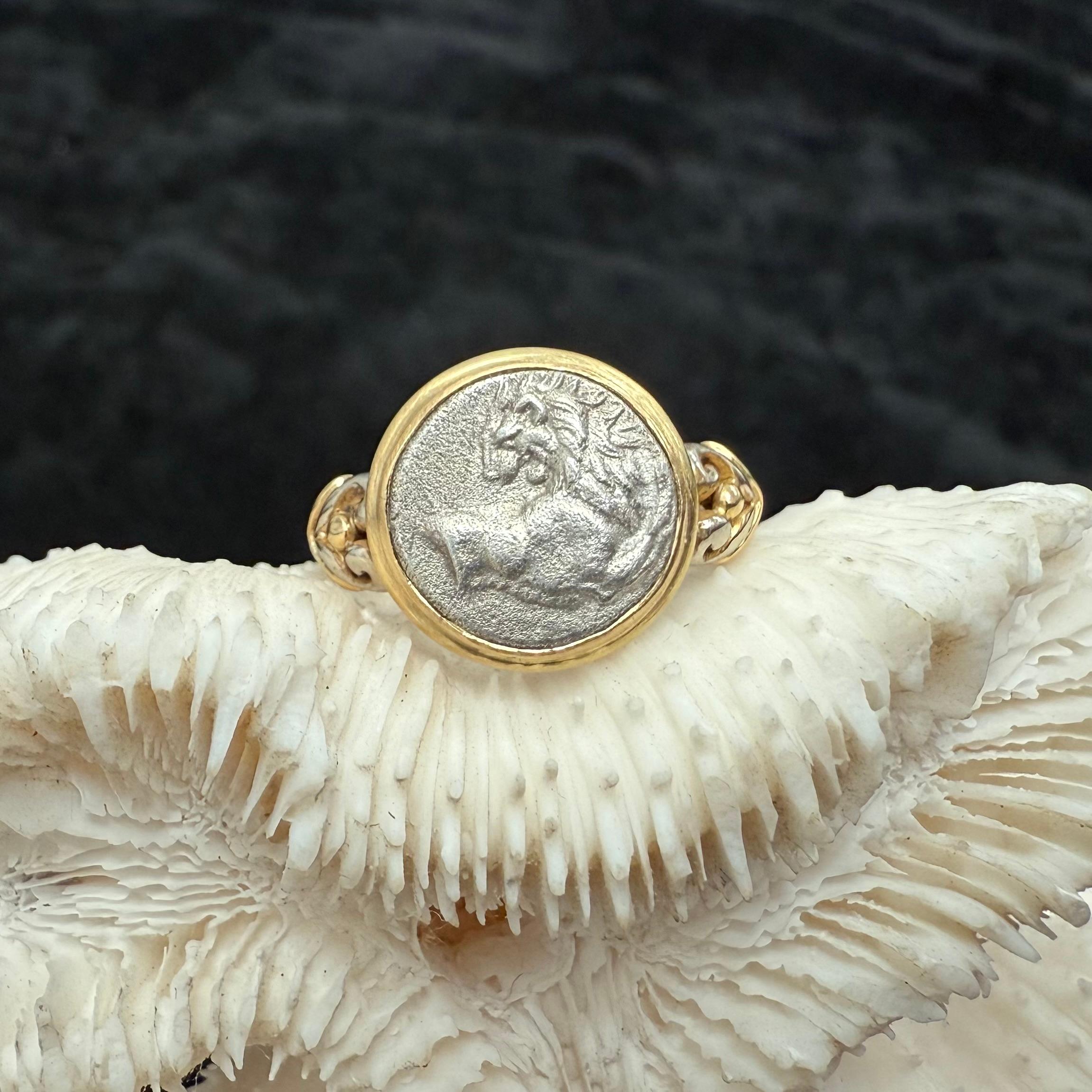 Bague en or blanc 18 carats/14 carats en forme de lion de l'Antiquité grecque du 4e siècle avant J.-C. en vente 6
