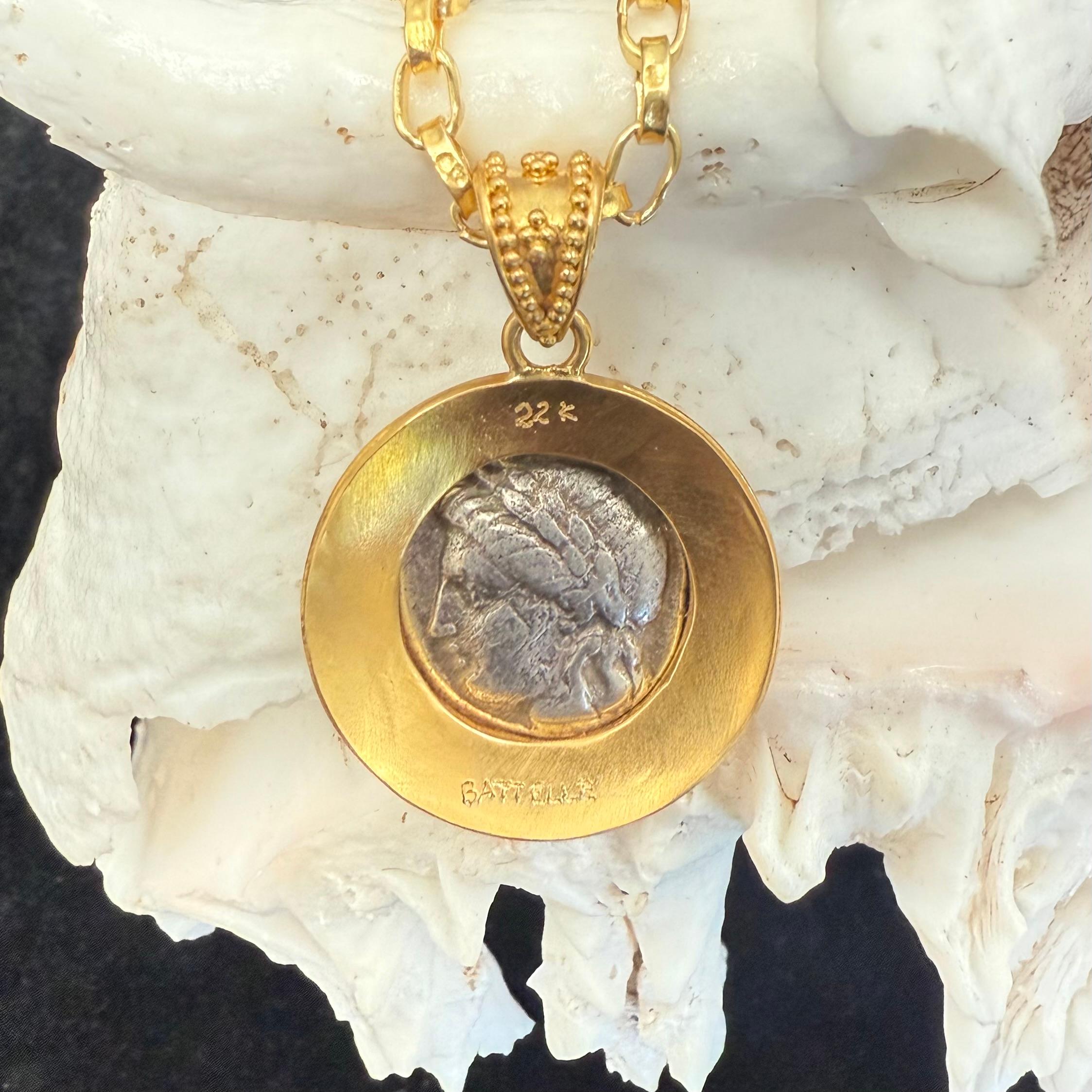 Antike griechische Löwenmünze aus dem 4. Jahrhundert v. Chr. 22K Gold-Anhänger im Angebot 6