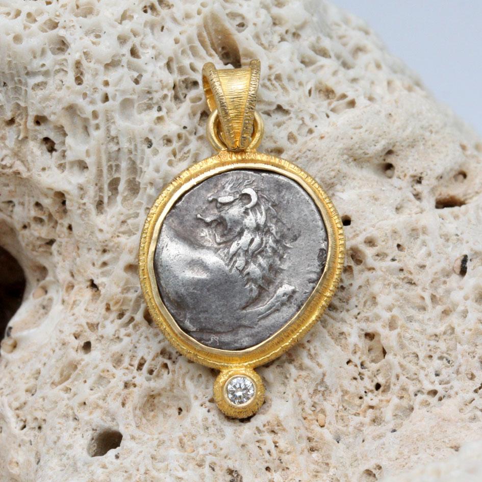 Ancient Greek 4th Century BC Lion Coin Diamond 18K Gold Pendant For Sale 1