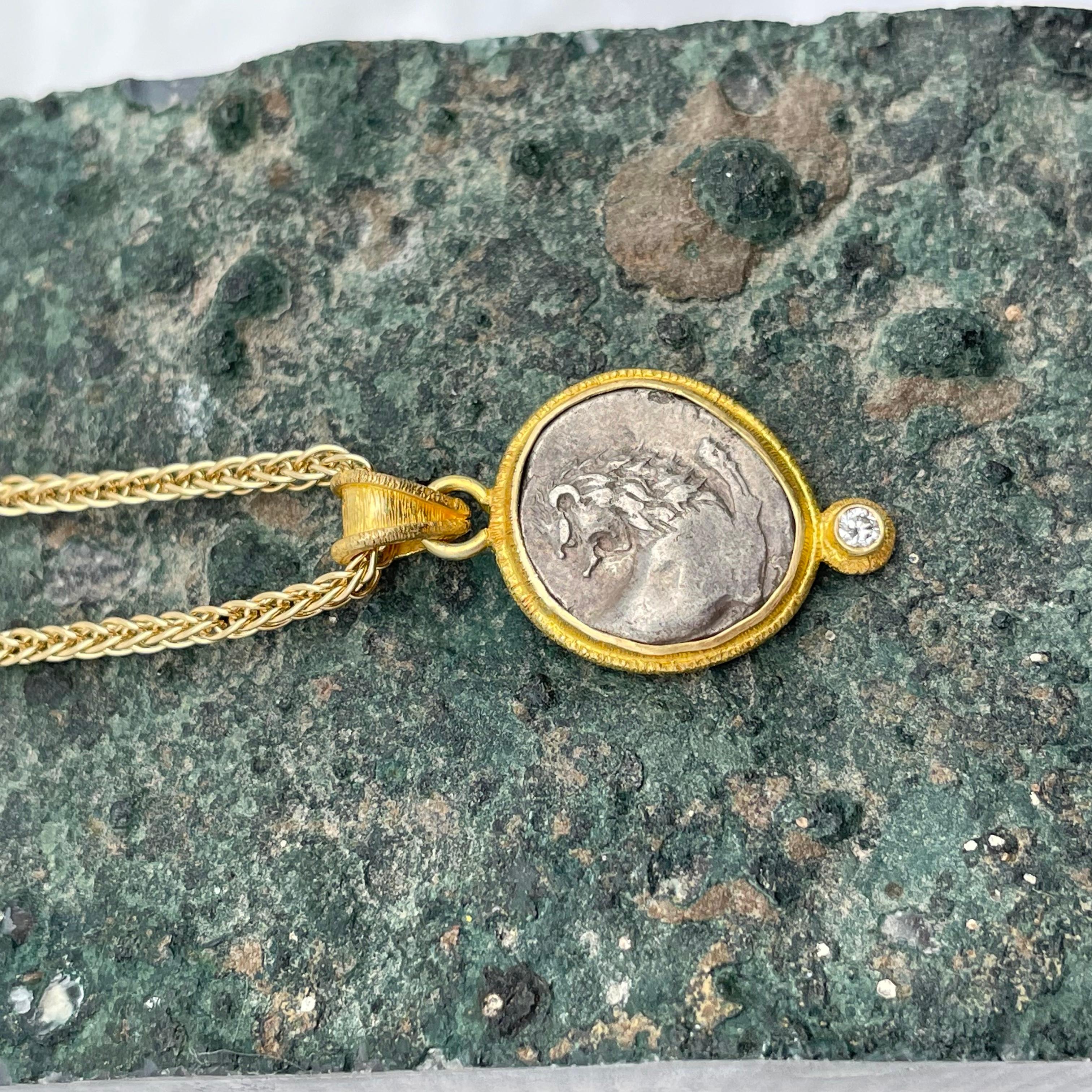 Ancient Greek 4th Century BC Lion Coin Diamond 18K Gold Pendant In New Condition For Sale In Soquel, CA