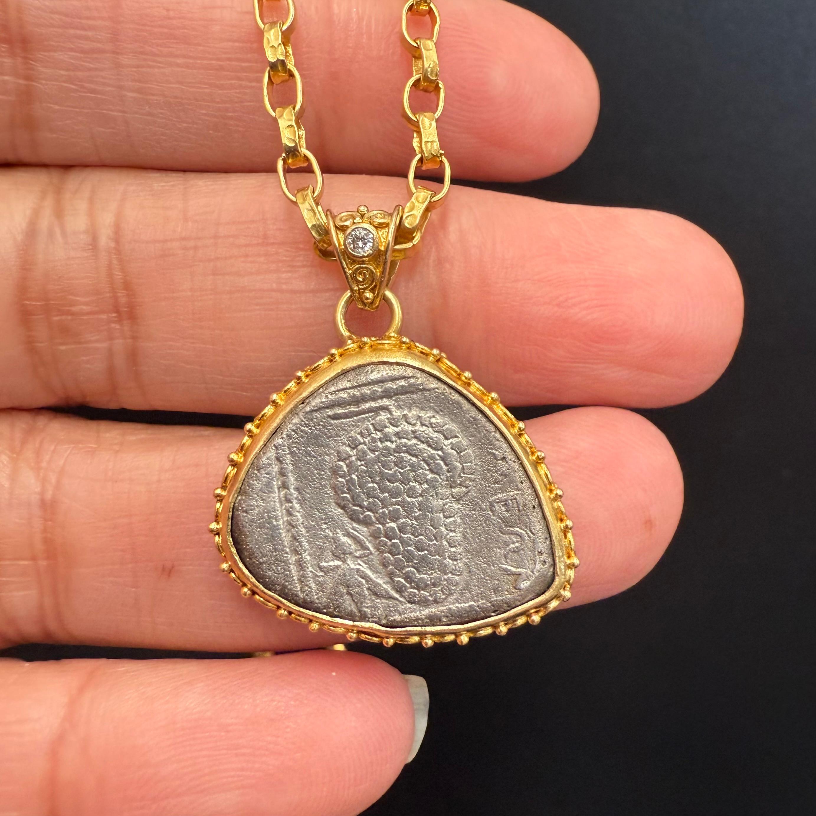 Ancient Greek 4th Century BC Silver Grapes and Fly Coin Diamond 18K Gold Pendant For Sale 3