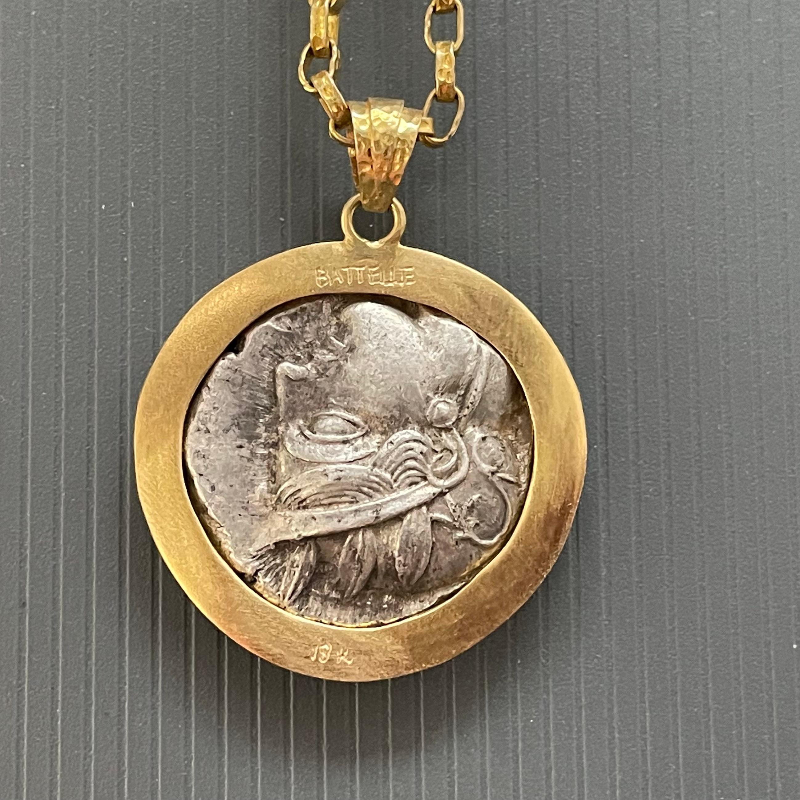 Classical Greek Ancient Greek 5th Century BC Athena Owl Coin 18K Gold Pendant For Sale