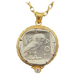 Antiguo Griego Siglo V a.C. Colgante Atenea Búho Moneda Diamante Oro 18K