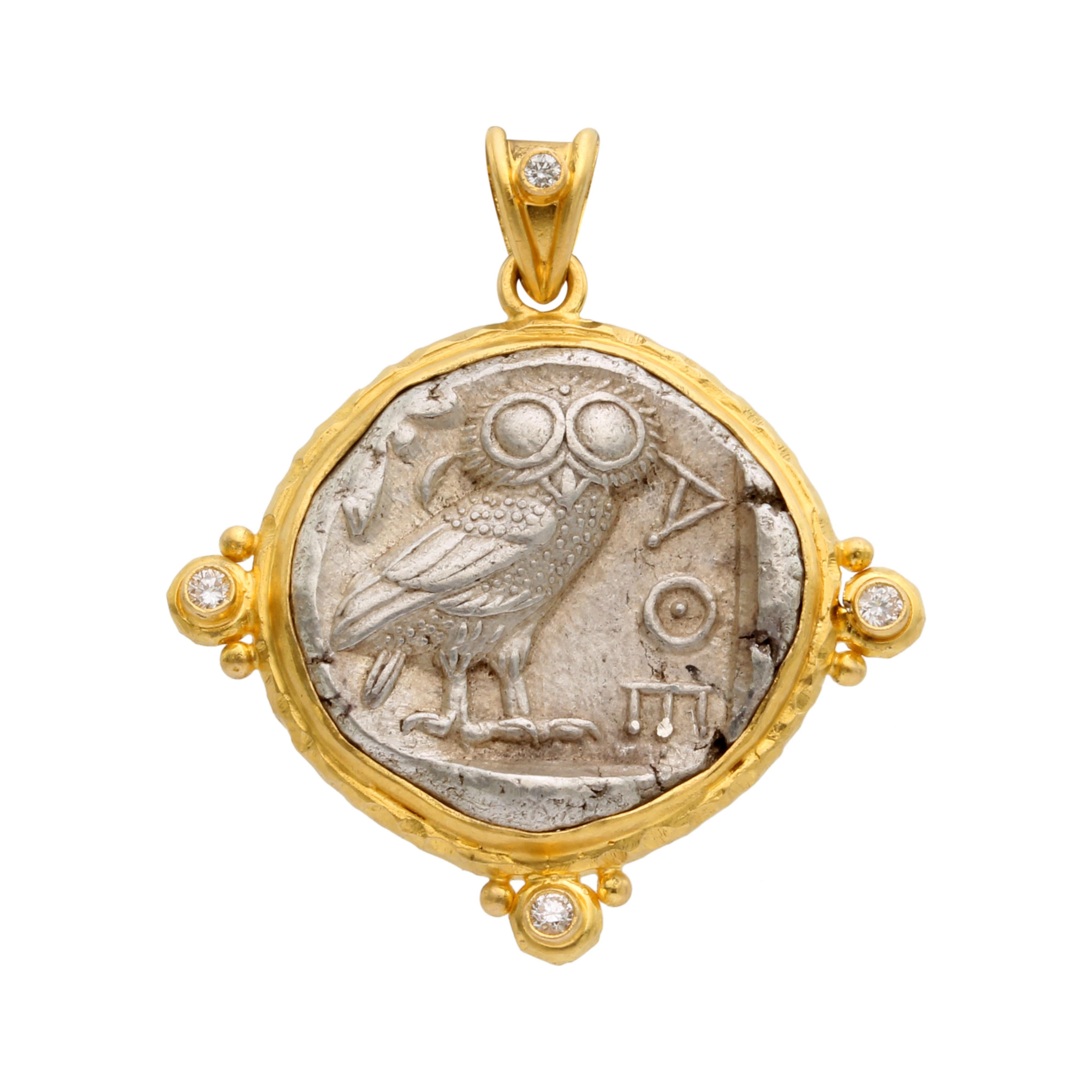 da uomo o donna Antico ciondolo greco del 5° secolo a.C. Atena Gufo con diamanti in oro 18 carati in vendita
