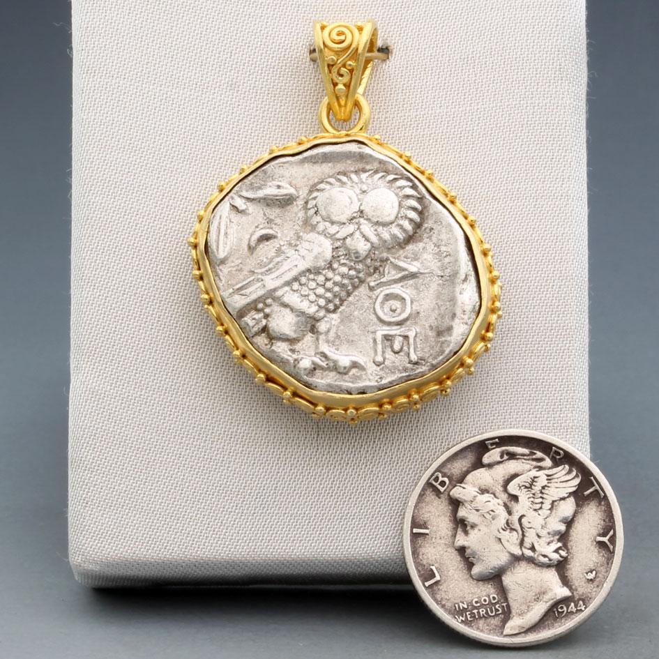 Antiguo Griego Siglo V a.C. Moneda de Búho de Atenas Colgante de Oro de 18K en Nuevo estado para la venta en Soquel, CA