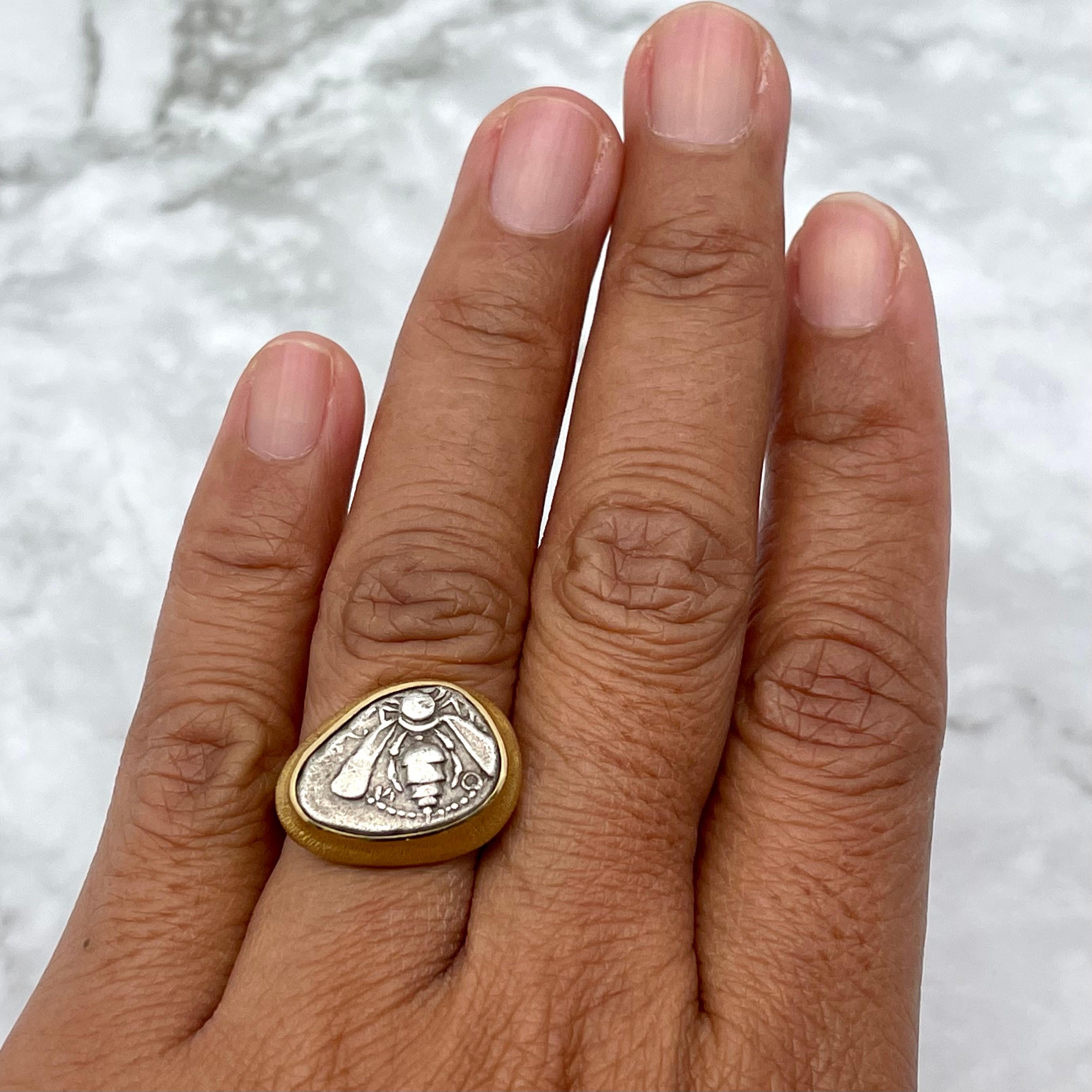 Women's or Men's Ancient Greek 5th Century BC Ephesus Bee Coin 18K Gold Ring For Sale