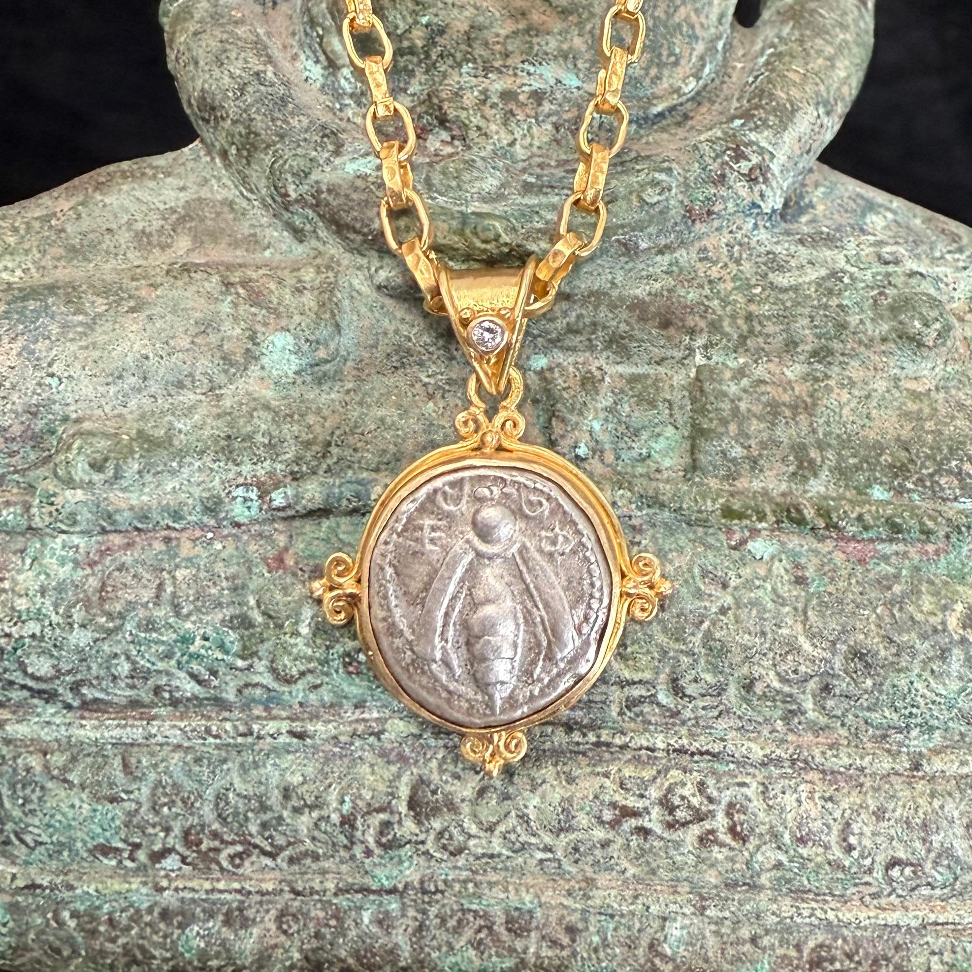 Ancient Greek 5th Century BC Ephesus Bee Coin Diamond 18K Gold Pendant For Sale 7