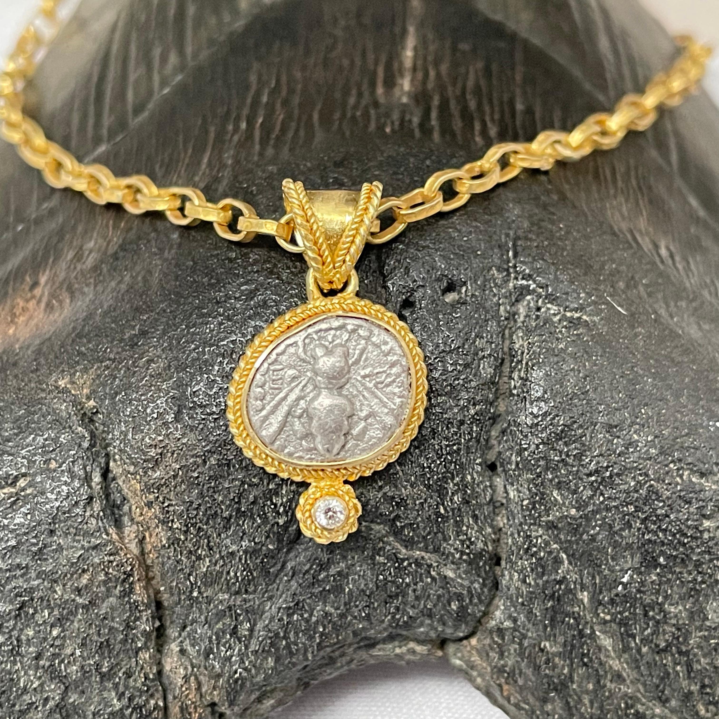 Ancient Greek 5th Century BC Ephesus Bee Coin Diamond 18K Gold Pendant For Sale 5