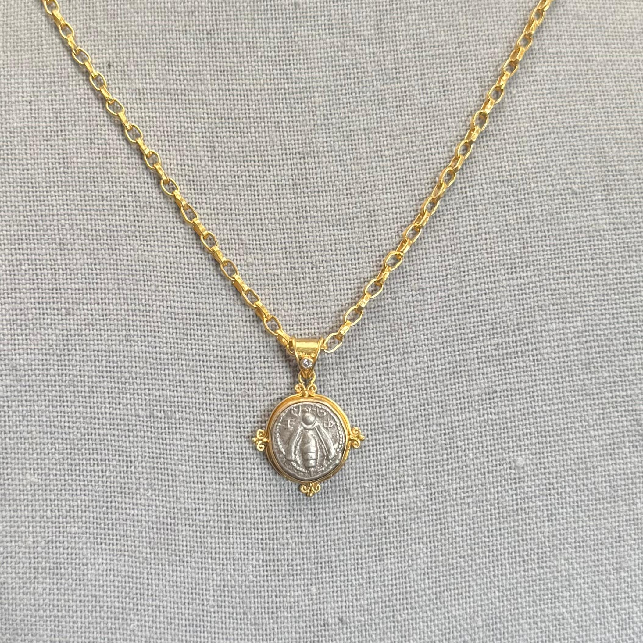 Ancient Greek 5th Century BC Ephesus Bee Coin Diamond 18K Gold Pendant For Sale 8