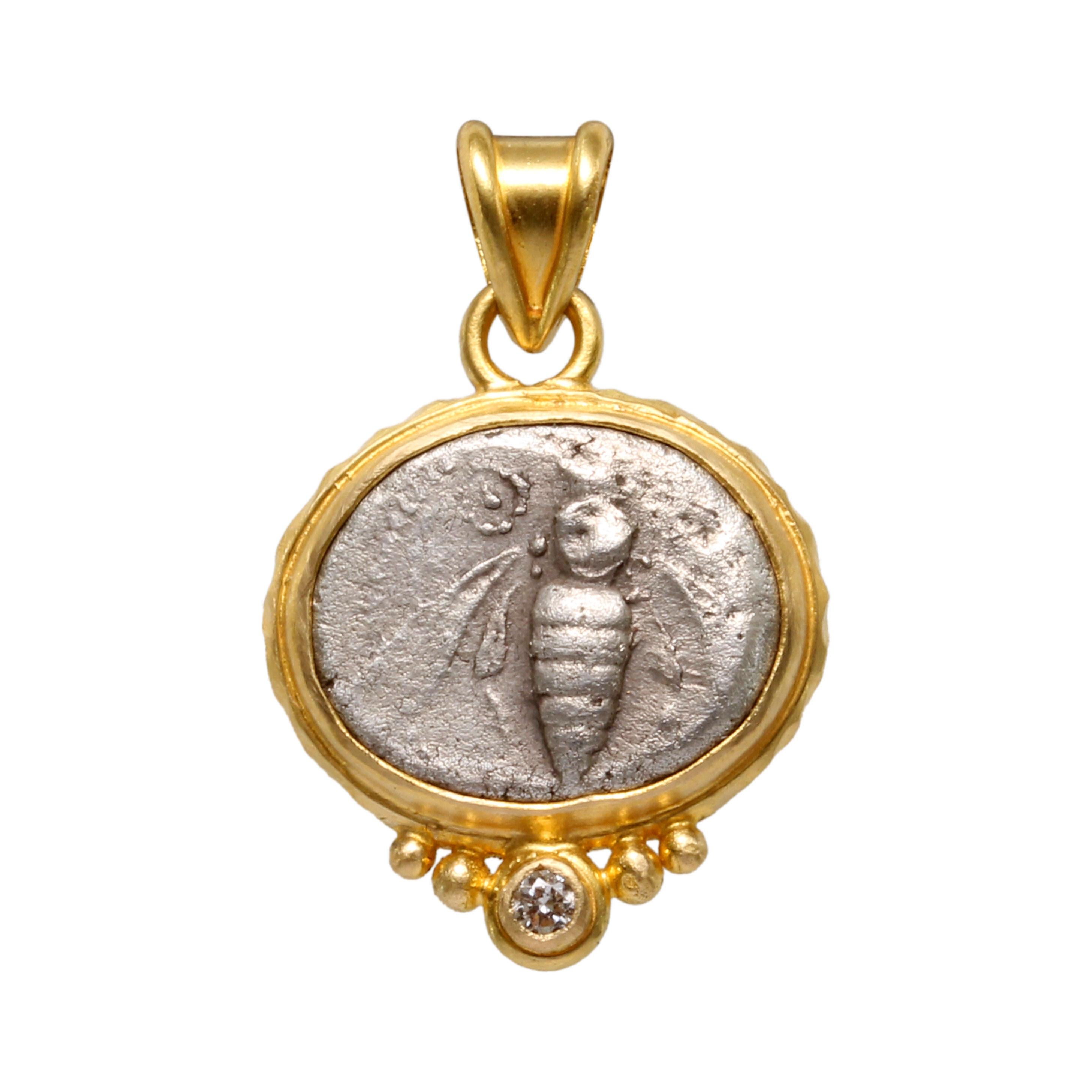 Ancient Greek 5th Century BC Ephesus Bee Coin Diamond 18K Gold Pendant For Sale 2