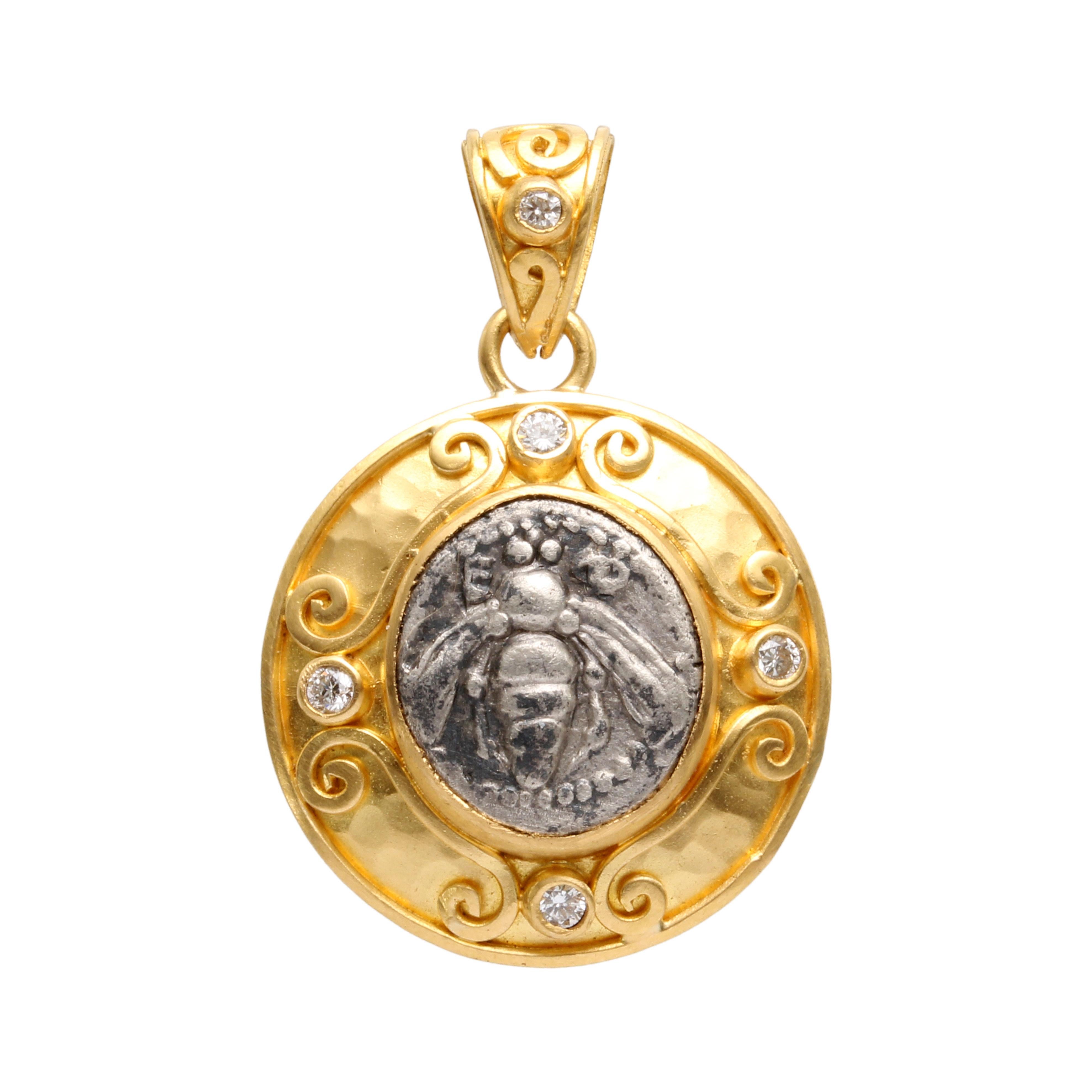 Ancient Greek 5th Century BC Ephesus Bee Coin Diamonds 22K Gold Pendant In New Condition For Sale In Soquel, CA