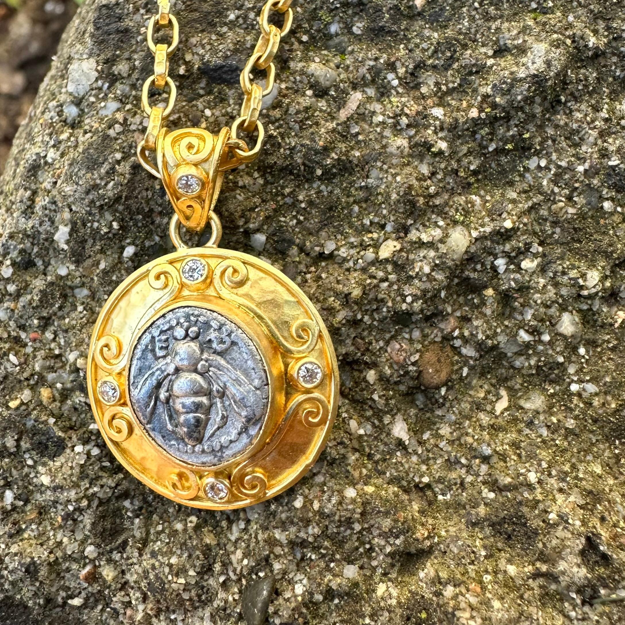 Ancient Greek 5th Century BC Ephesus Bee Coin Diamonds 22K Gold Pendant For Sale 1