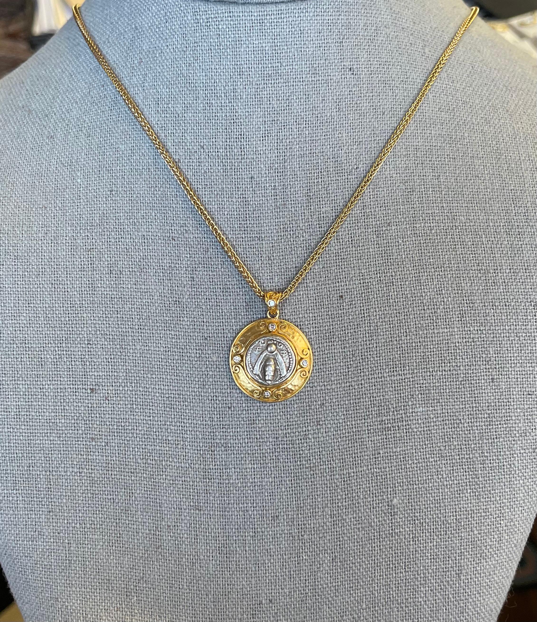 Brilliant Cut Ancient Greek 5th Century BC Ephesus Bee Diamonds 22K Gold Pendant