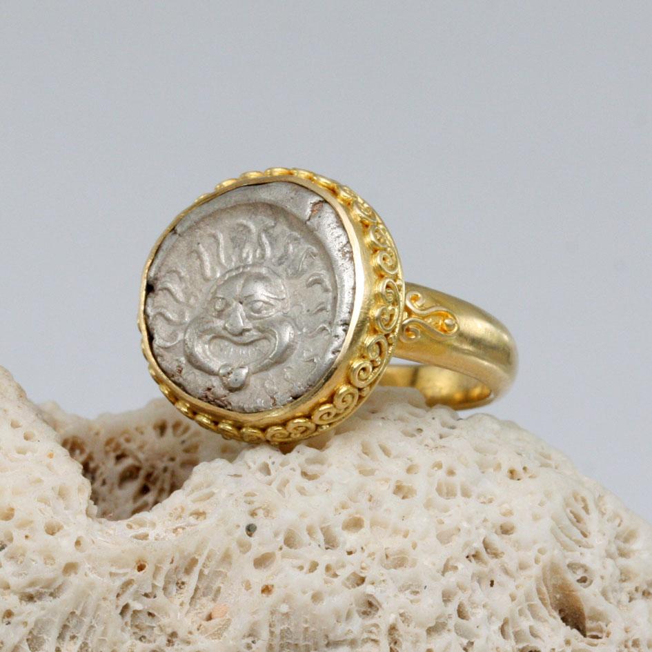 Ancient Greek 5th Century BC Medusa Coin 18K Gold Ring  For Sale 5