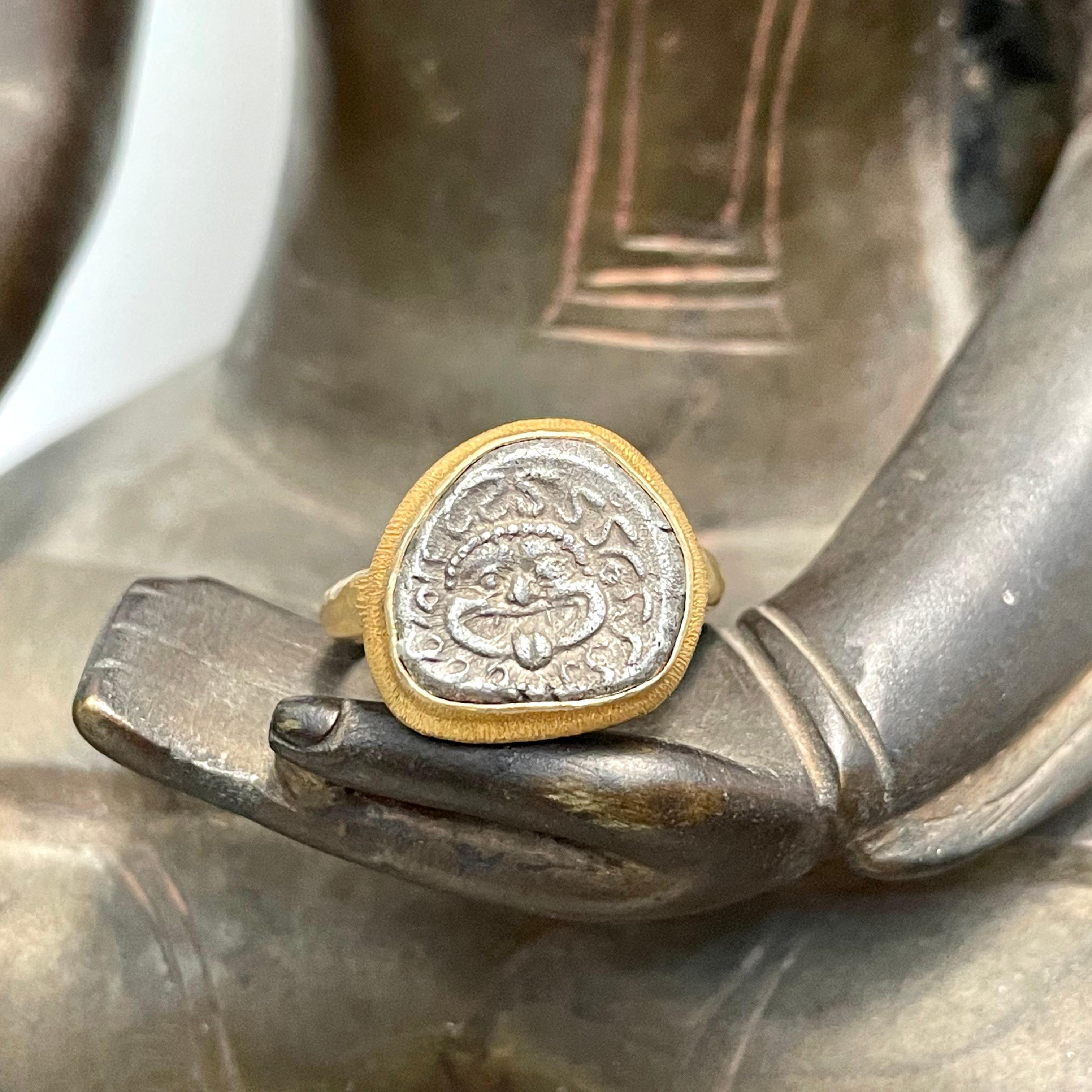 Ancient Greek 5th Century BC Medusa Coin 18K Gold Ring In New Condition For Sale In Soquel, CA
