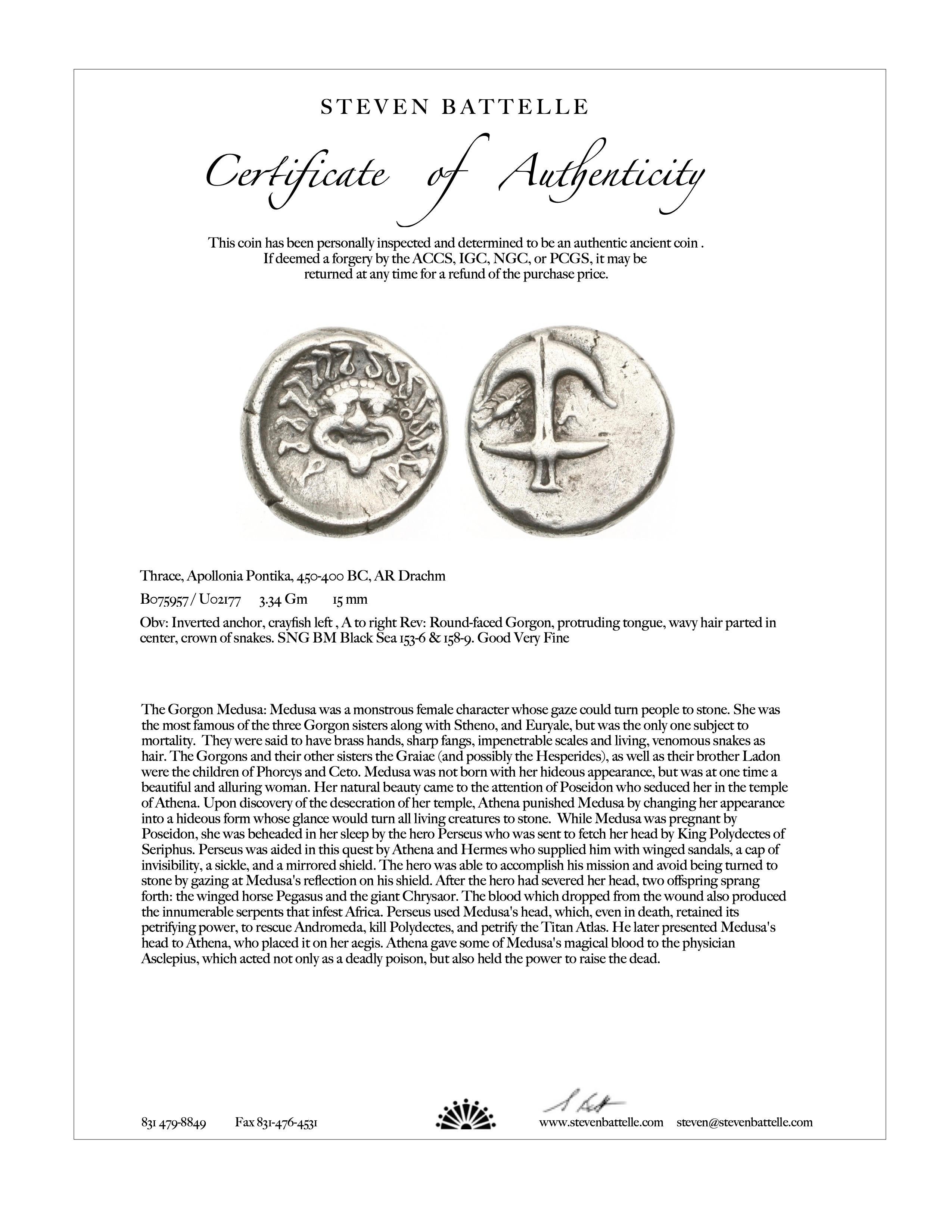 Méduse grecque antique du 5ème siècle avant J.C. Pendentif en or 22K avec pièces de monnaie et diamants en vente 2