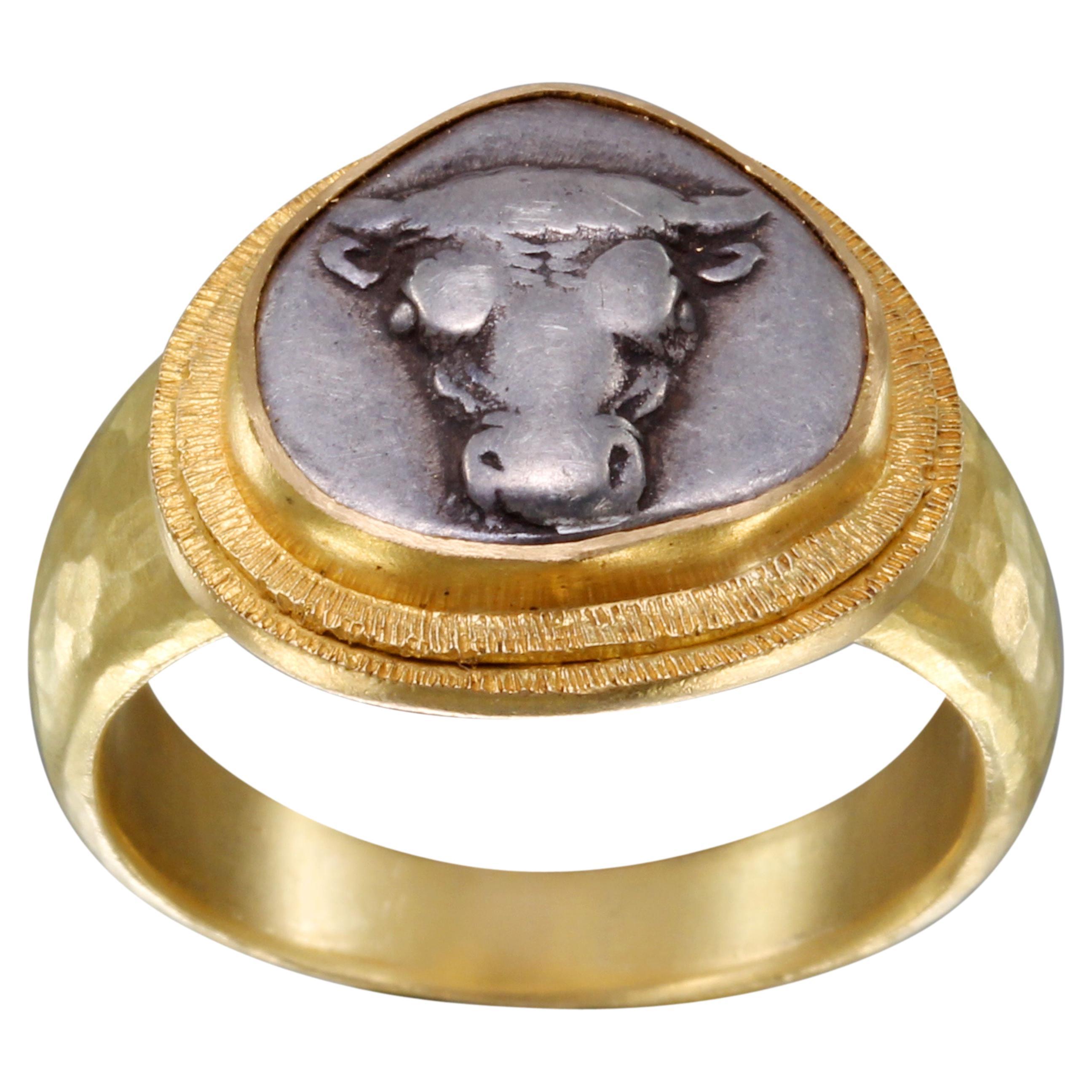 Ancient Greek 5th Century BC Silver Bull Coin 18K Gold Mens Ring For Sale