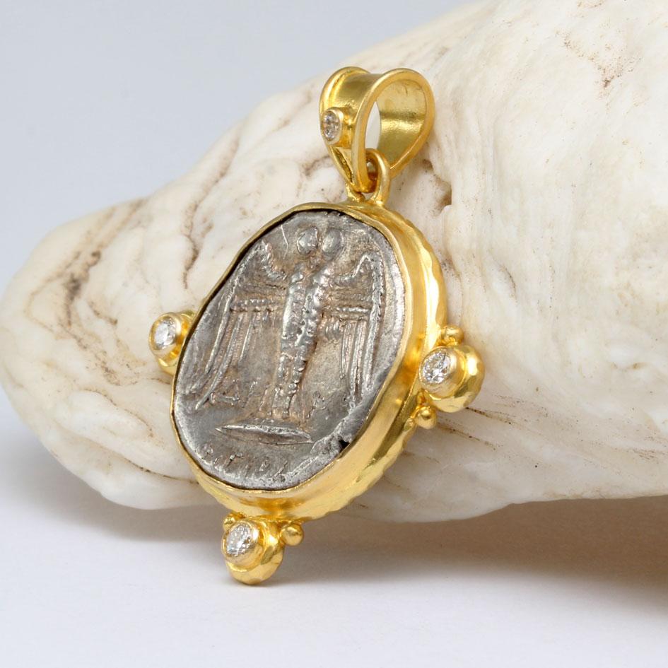 Taille rose Pendentif grec ancien du 5e siècle avant J.-C. en argent Siglos Hibou Coin diamants or 18 carats en vente