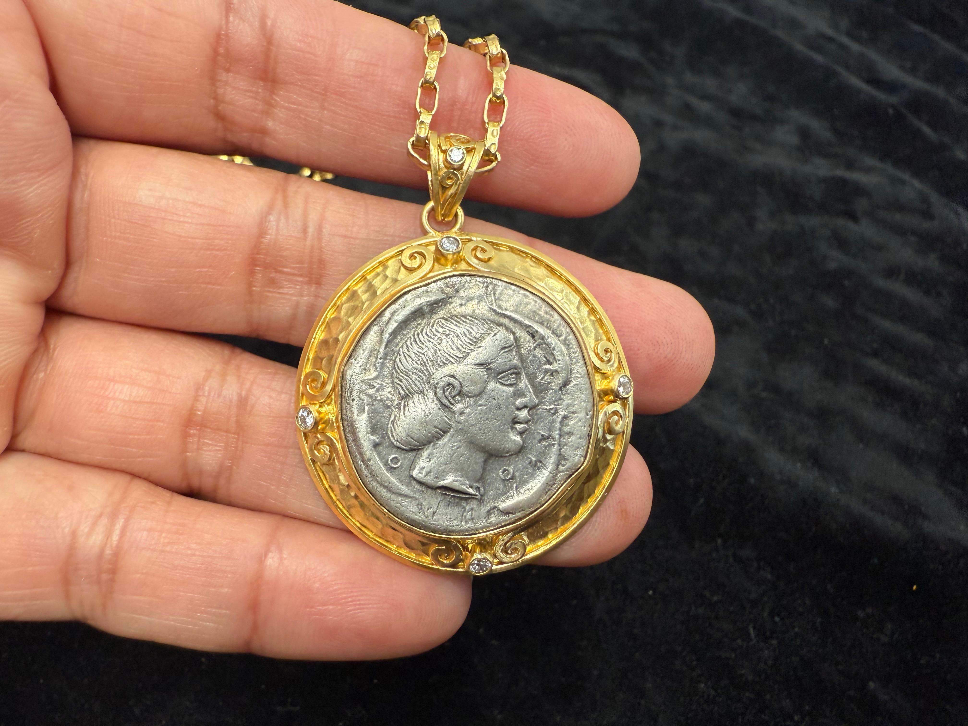 Pendentif en or 18 carats Syracuse Arethusa, pièce de monnaie de la Grèce antique du 5ème siècle avant J.C. en vente 6