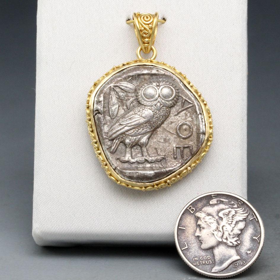 Athéna Grecque Ancienne 5ème siècle BCE Pièce Chouette Pendentif Or 18K Chaîne 18K 4