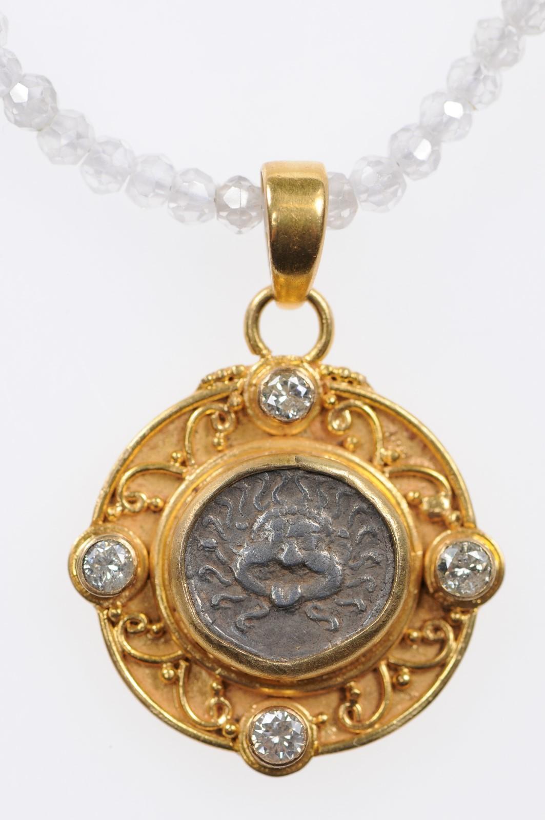 Ancient Greek Apollonia Pontika AR Drachm Coin & 22 kt Gold w/ Diamonds Pendant In Good Condition In Atlanta, GA