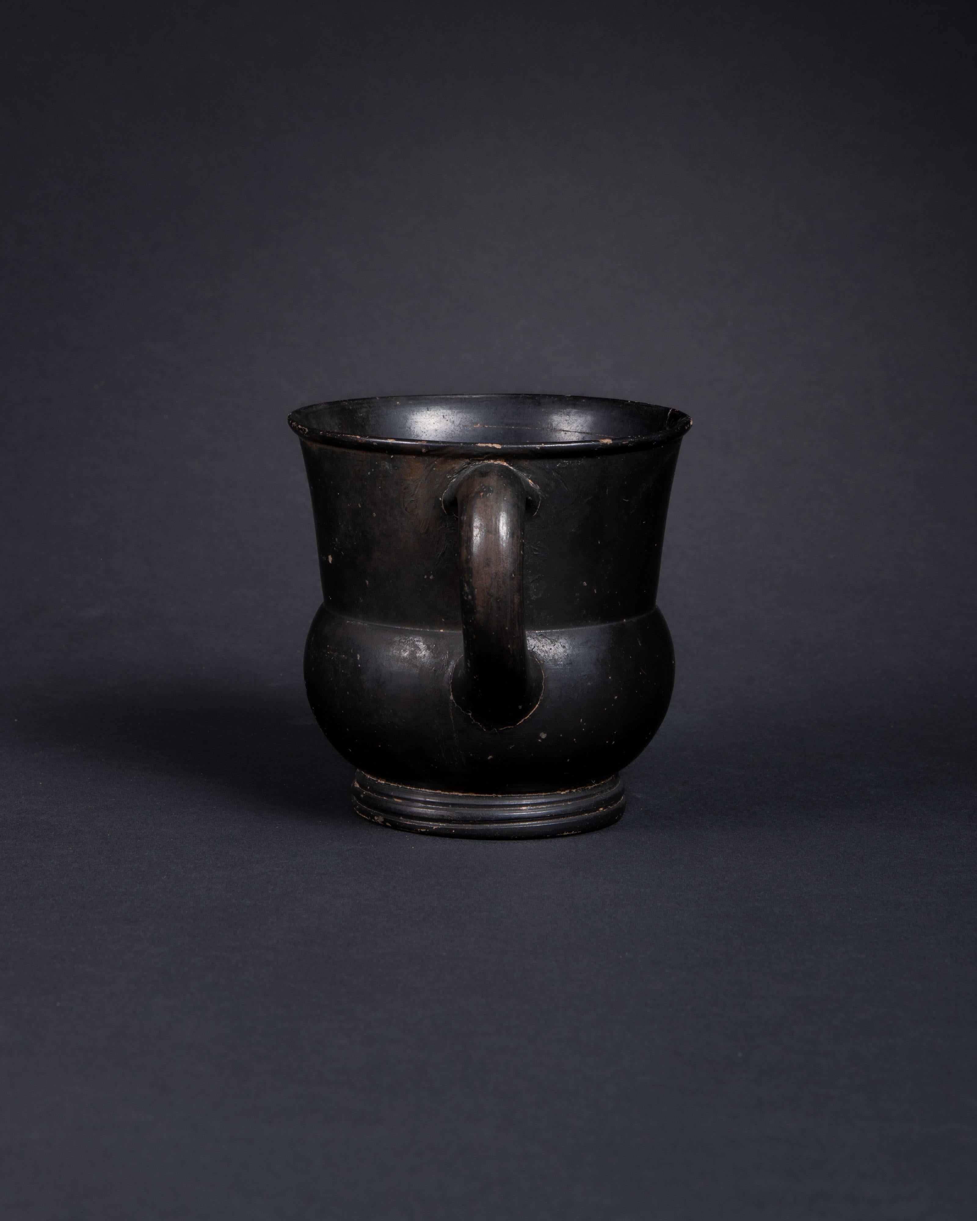 Antica tazza da vino greca con smalto nero In condizioni ottime in vendita a London, GB