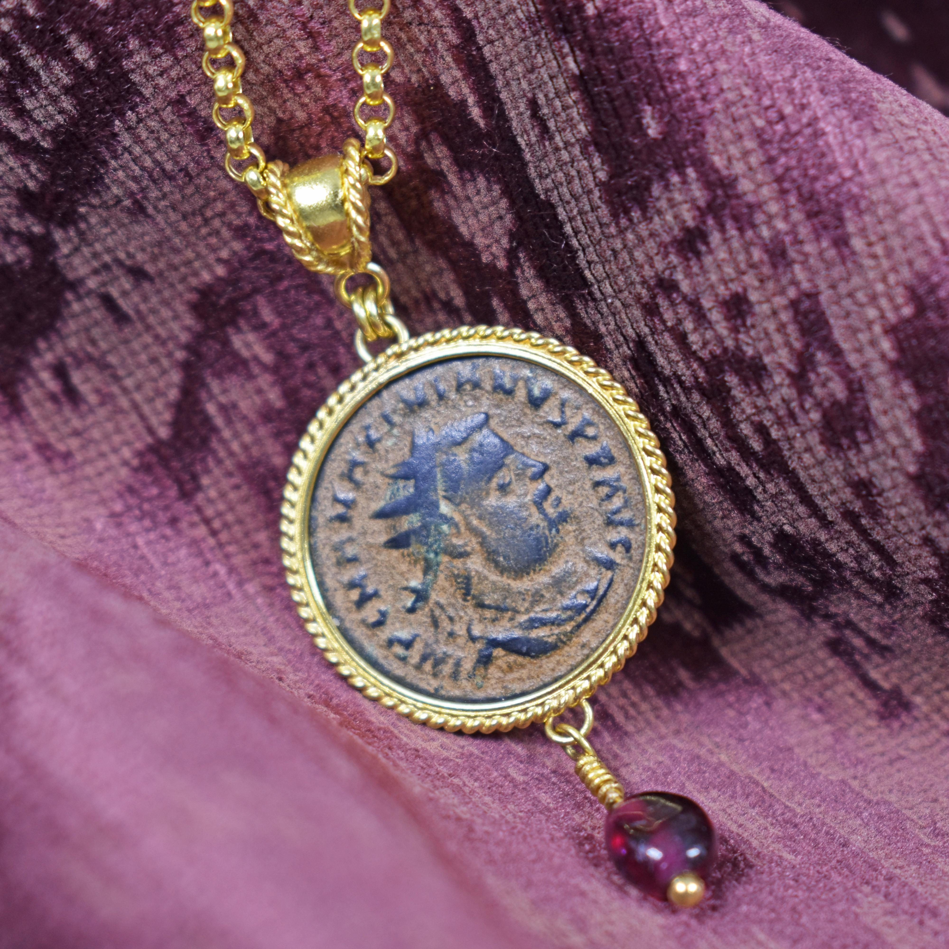 Ancient Roman Bronze Coin and Garnet Drop 22 Karat Gold Pendant Necklace In New Condition For Sale In Naples, FL