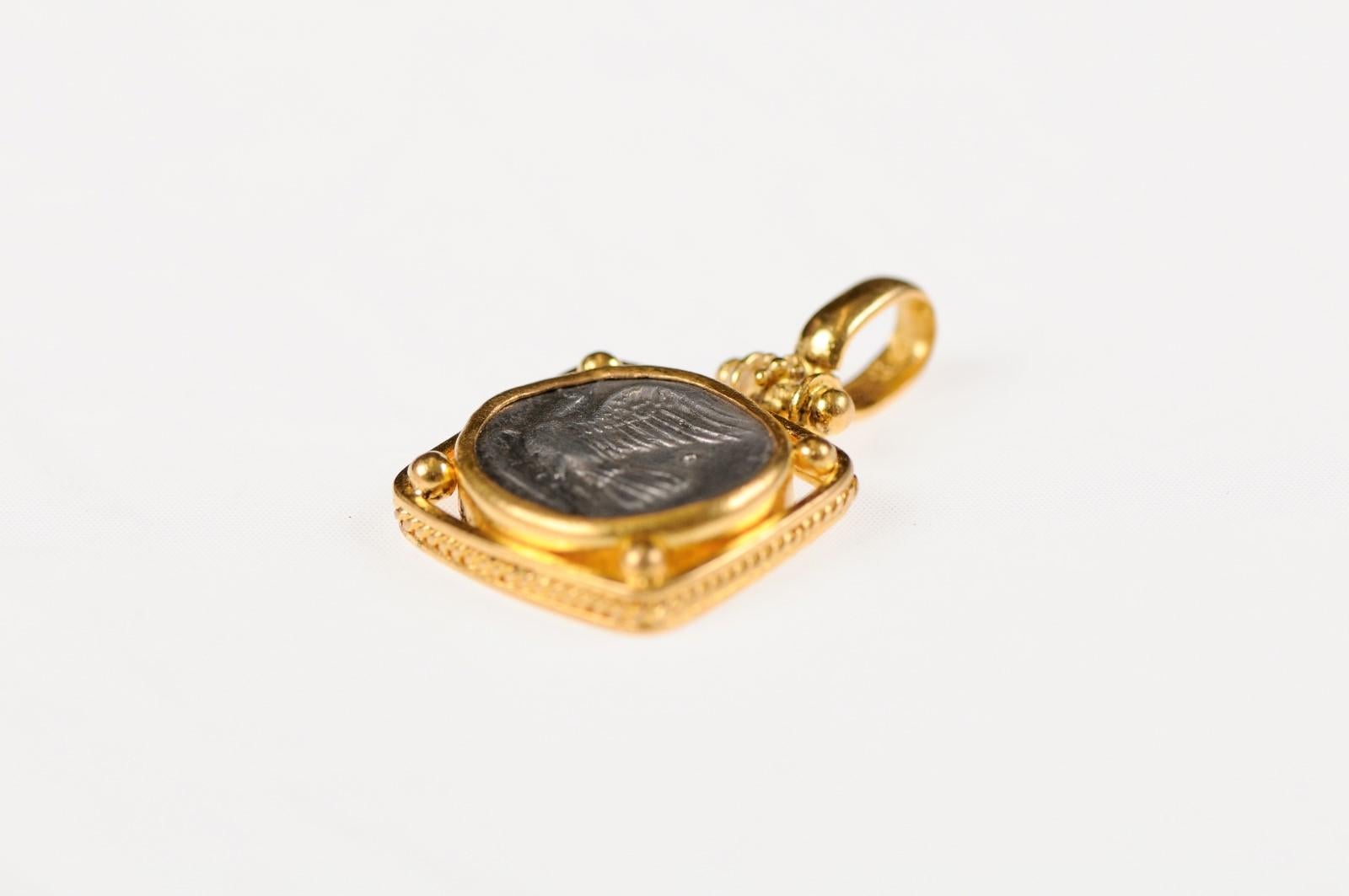 Ancient Greek Dove Coin Pendant (pendant) For Sale 7