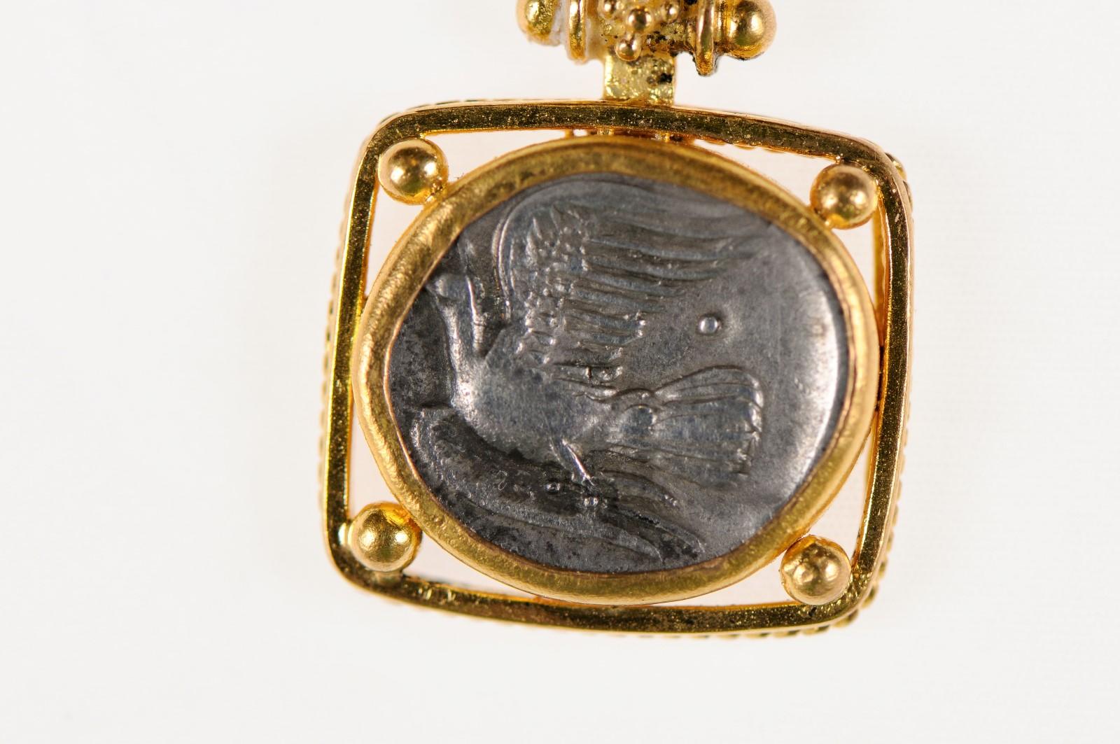 Ancient Greek Dove Coin Pendant (pendant) For Sale 4