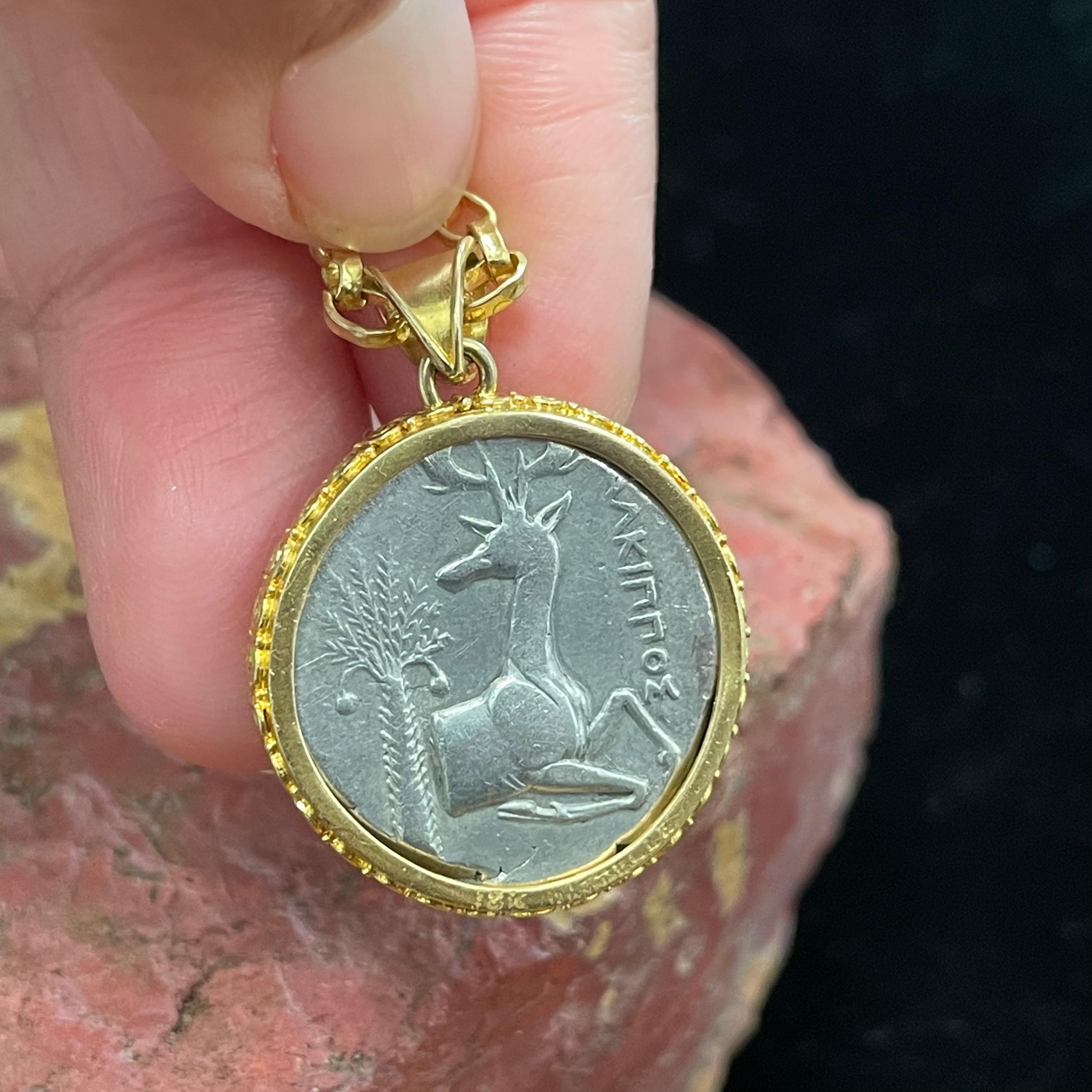 Ancient Greek 4th Century BC Ephesus Bee Coin Pendant Diamond 22K Gold For Sale 3