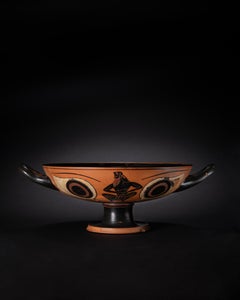 Tazza da vino erotica dell'antica Grecia con occhi dipinti