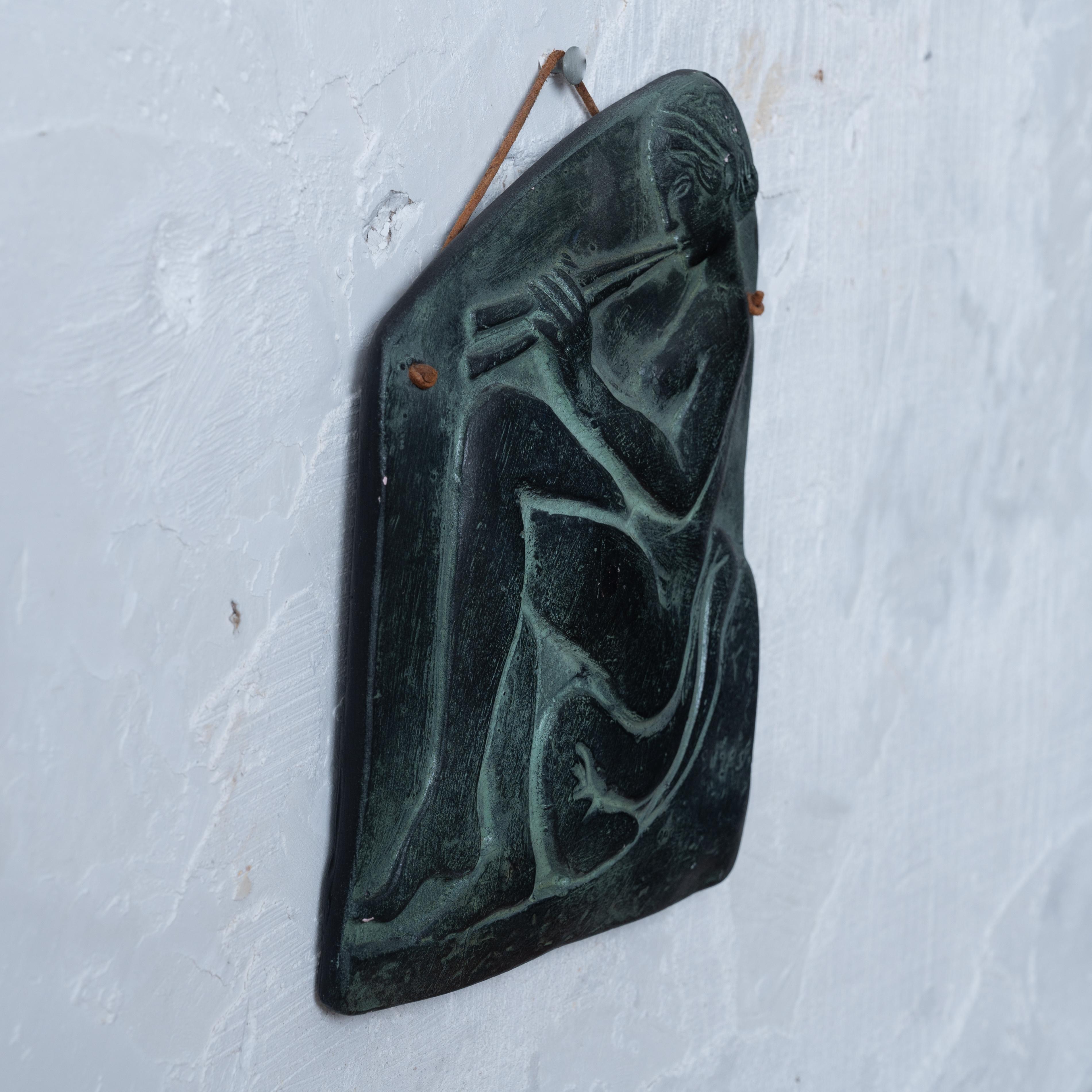 Relief eines antiken griechischen Flötenspielers, um 1960 (Mitte des 20. Jahrhunderts)