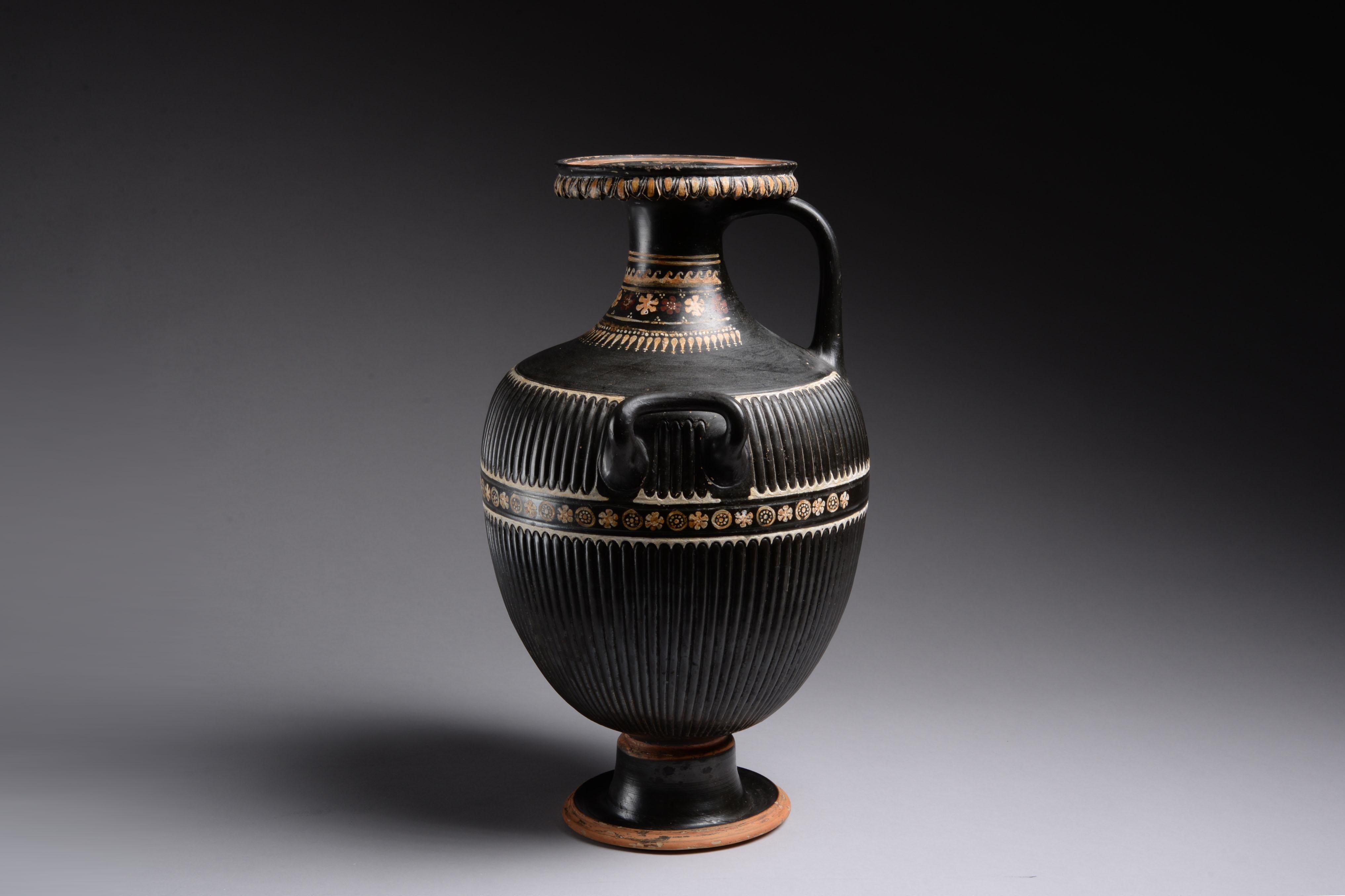 Italian Ancient Greek Hydria Vase