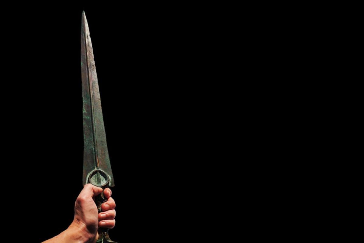 Archaistic Ancient Greek Long Sword For Sale