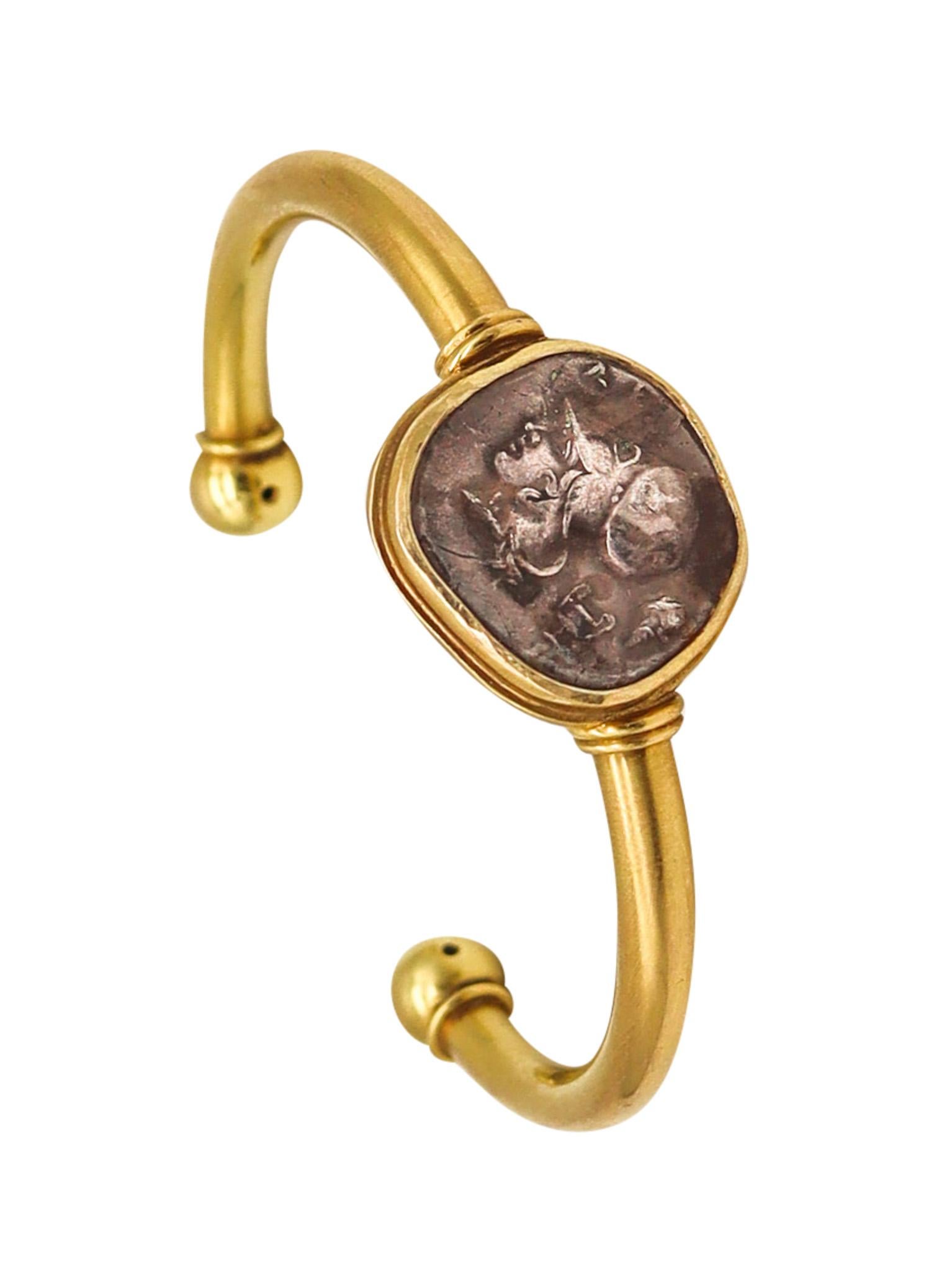 Ancient Greek Pegasus Coin Cuff in 18kt Yellow Gold with 350 BC Corinth Stater For Sale
