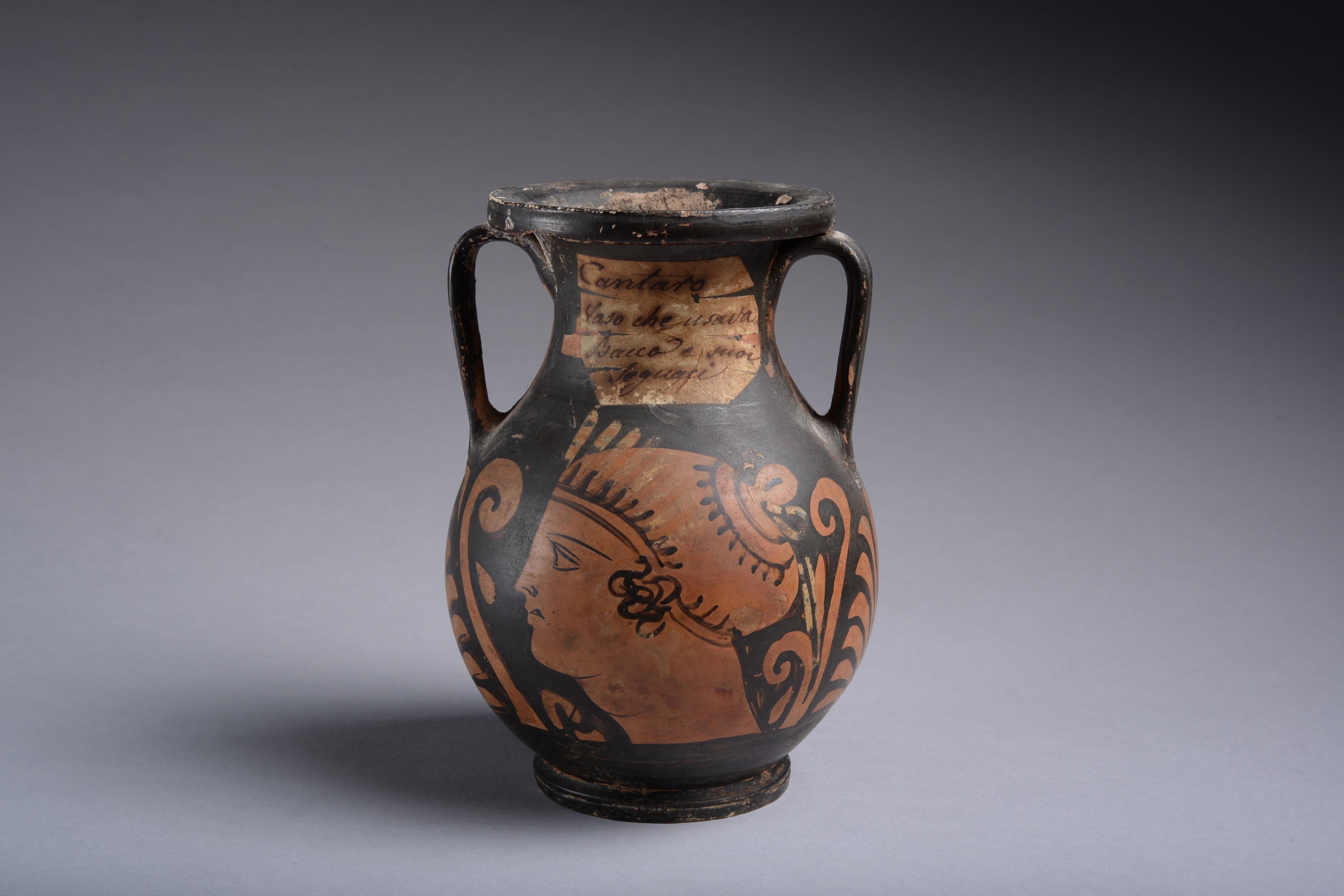 greek vase pelike