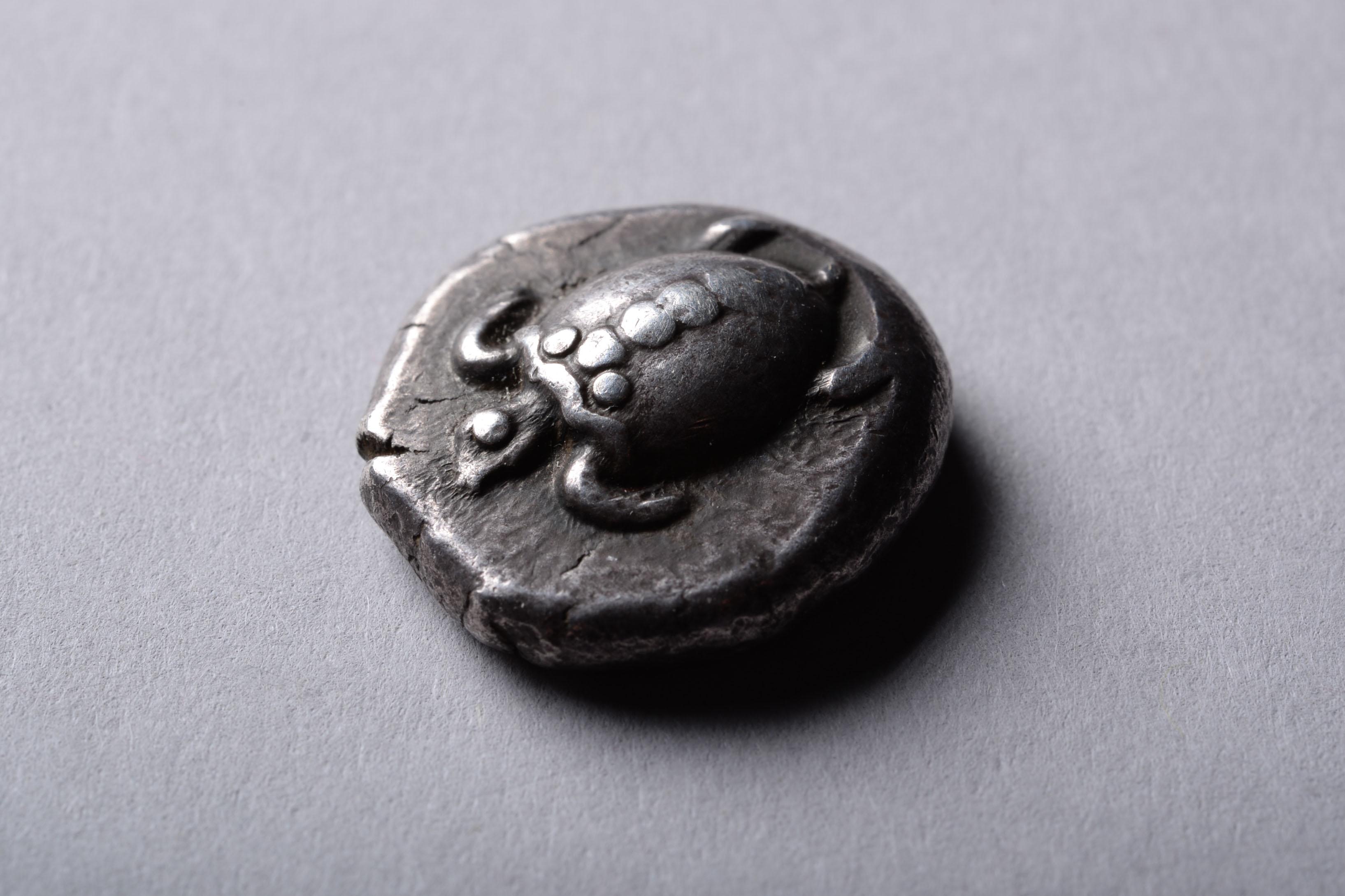 Antike griechische Silberschildkrötenmünze aus Aegina im Zustand „Hervorragend“ in London, GB