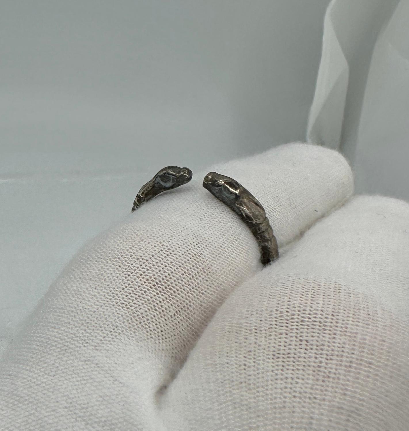 Ancient Greek Snake Ring Silver 4th century BC Wearable Museum Quality In Good Condition For Sale In New York, NY