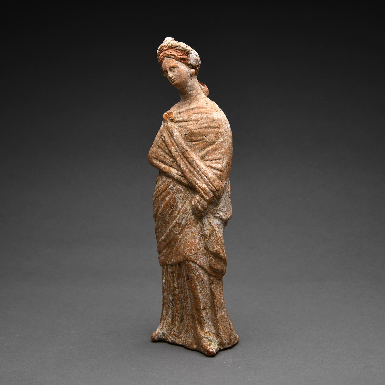 Grec classique Ancient Greek Terracotta Female Figure en vente