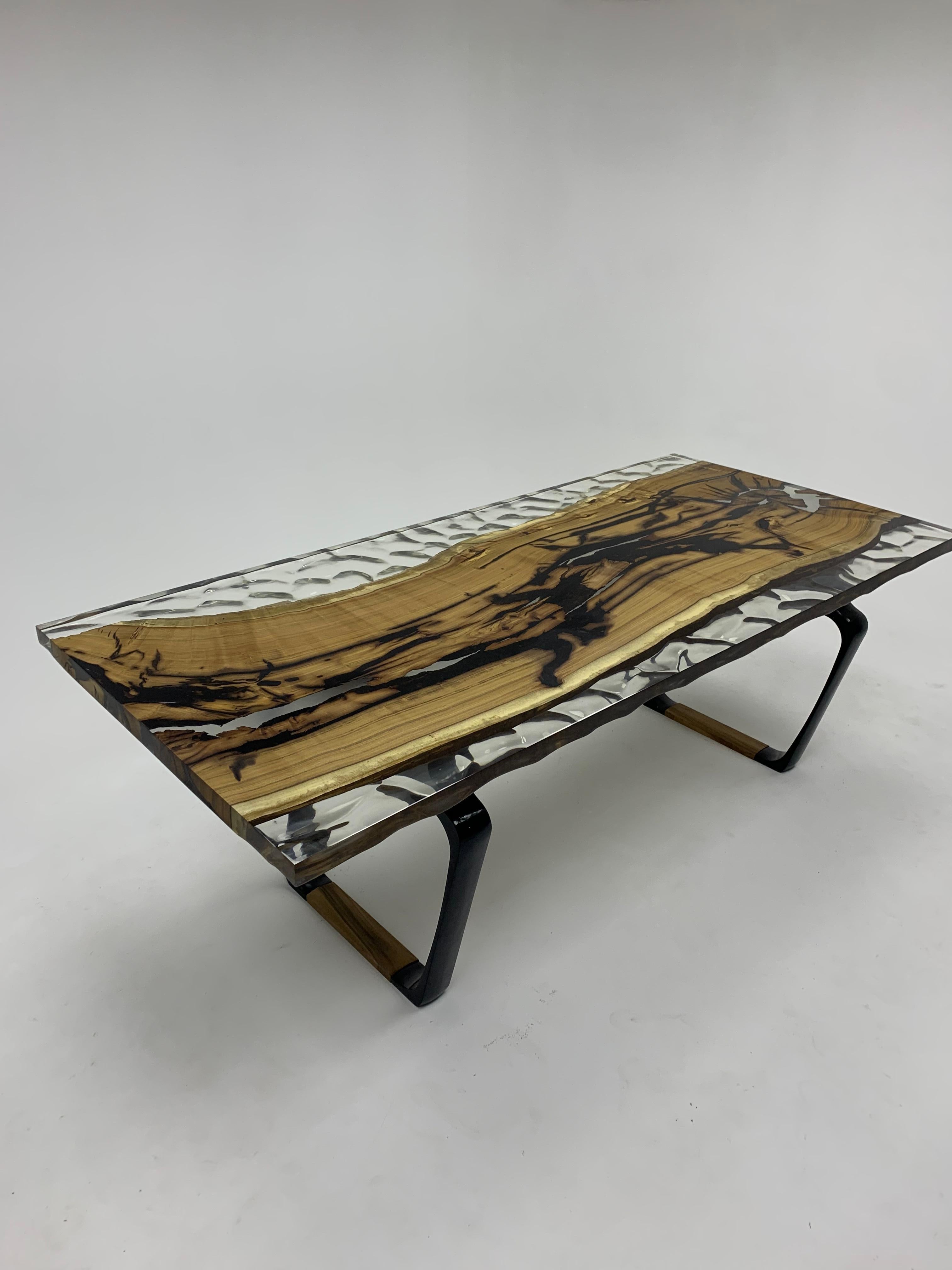 Epoxy Resin Ancient Hackberry Wooden Epoxy Dining Table For Sale