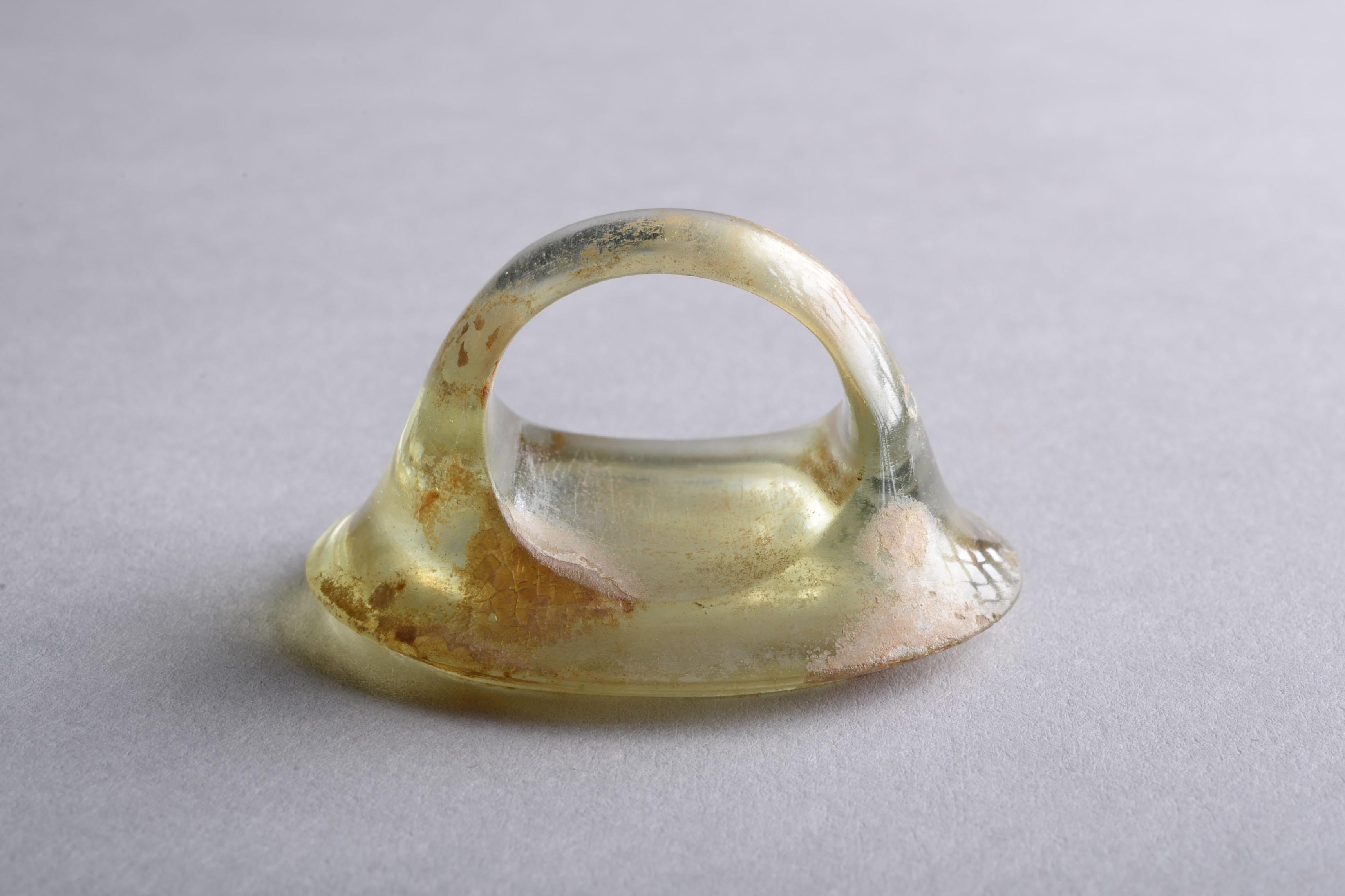 Ancient Hellenistic Glass Finger Ring For Sale 2