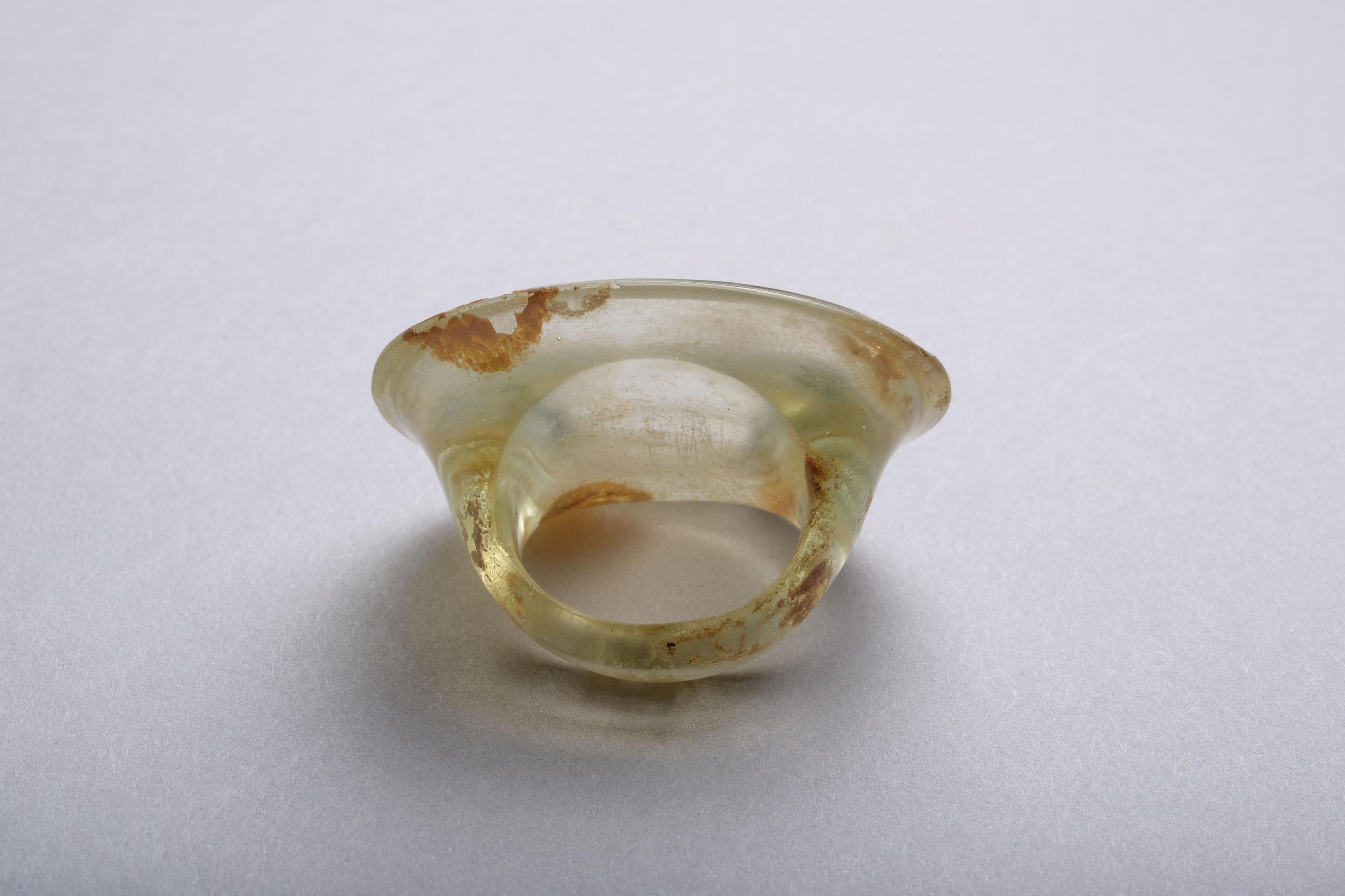 Ancient Hellenistic Glass Finger Ring In Excellent Condition For Sale In London, GB